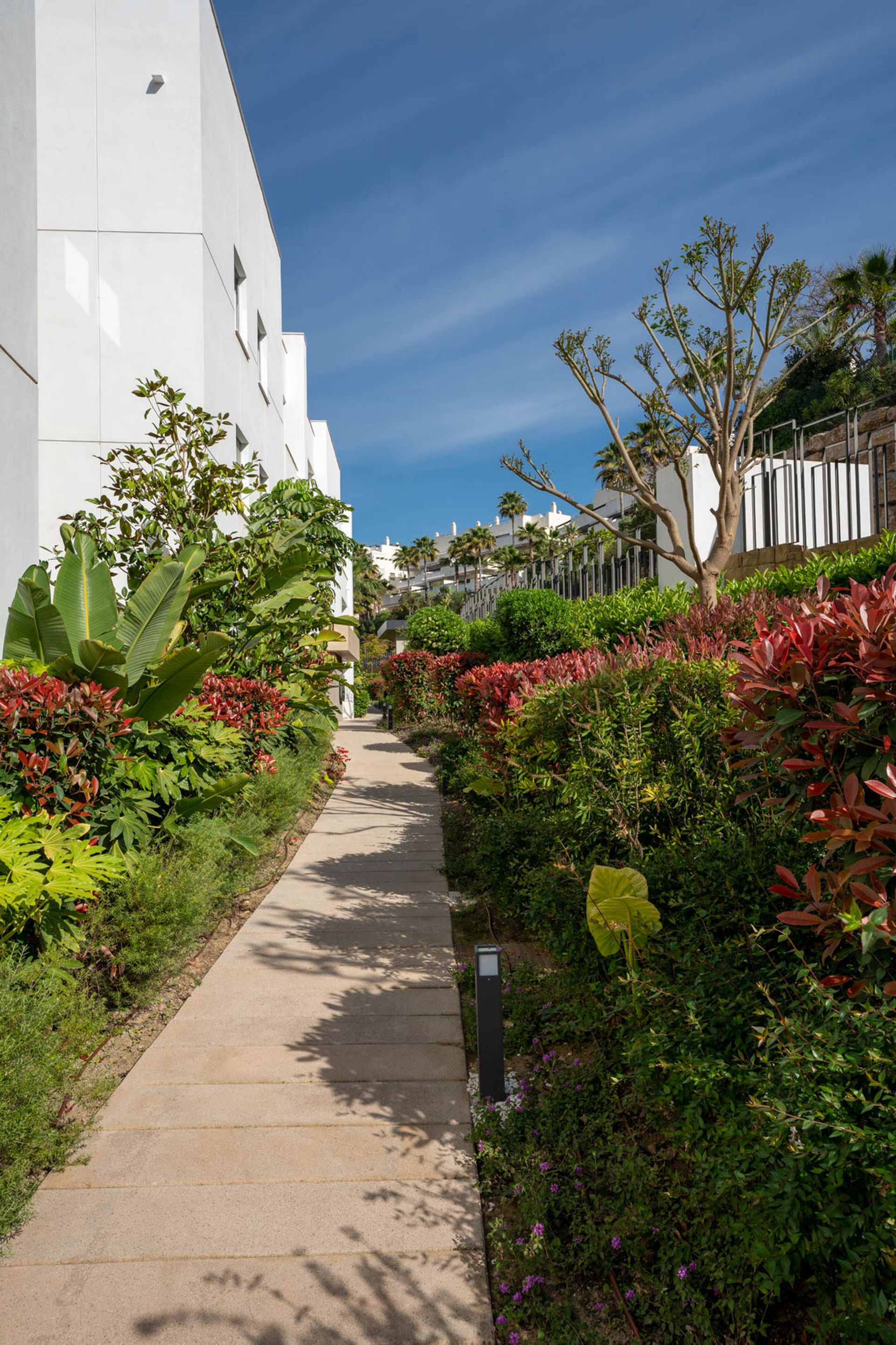 Condominium in Benahavís, Andalusia 10219884