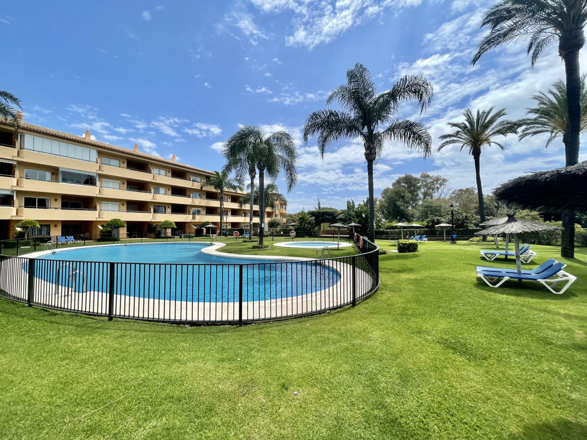 Condominio nel Marbella, Andalucía 10219888