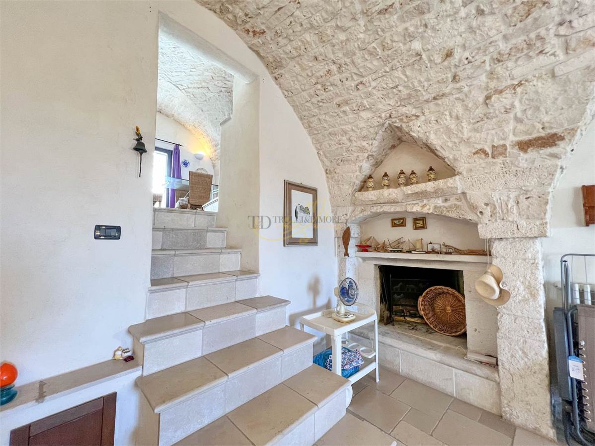 Condominio en Ostuni, Apulia 10220369