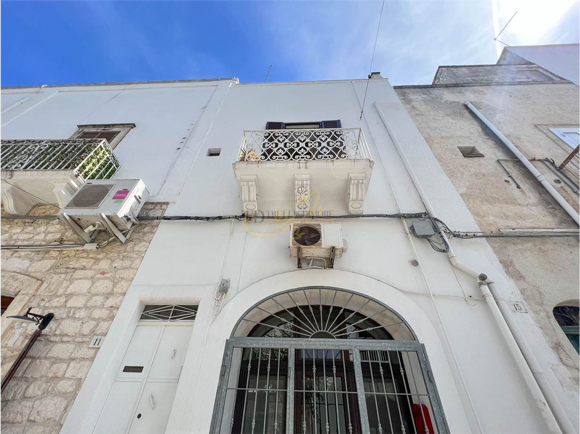 عمارات في Ostuni, Apulia 10220371