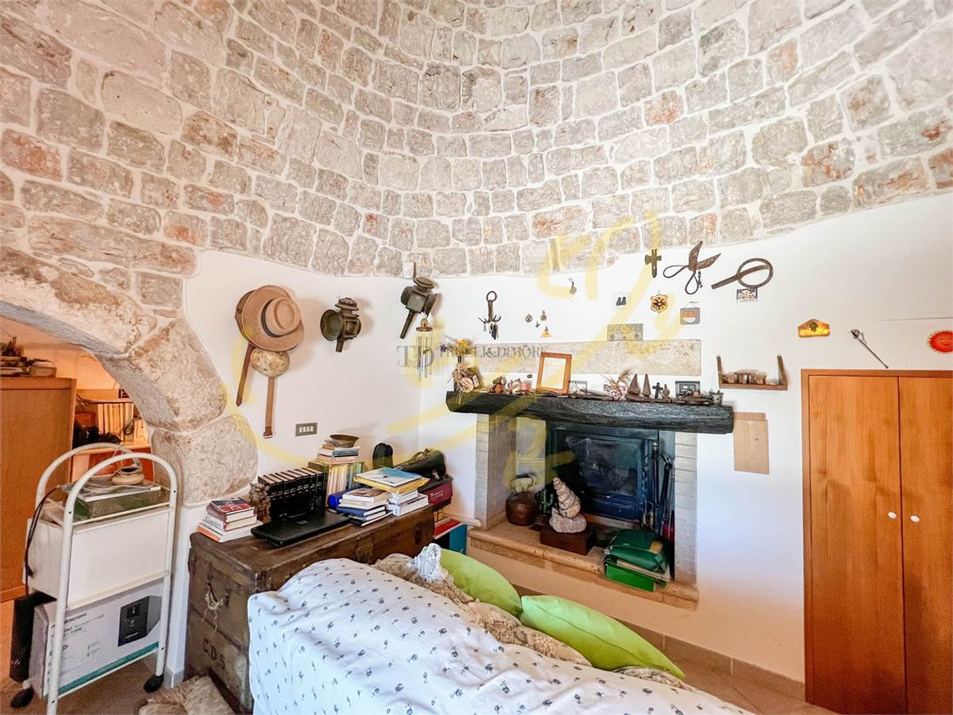 Hus i , Apulia 10220374