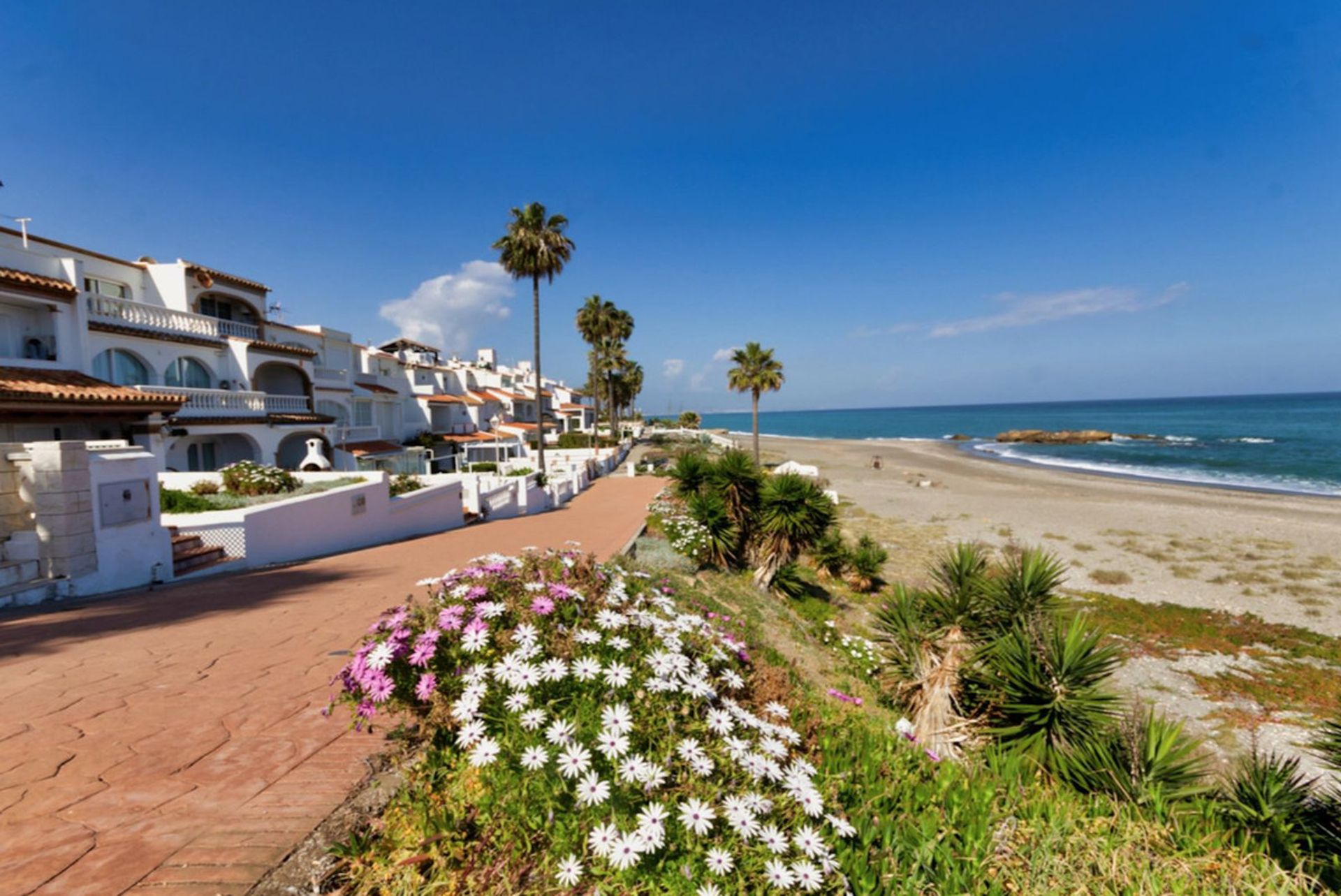 Haus im Castillo de Sabinillas, Andalusien 10220382