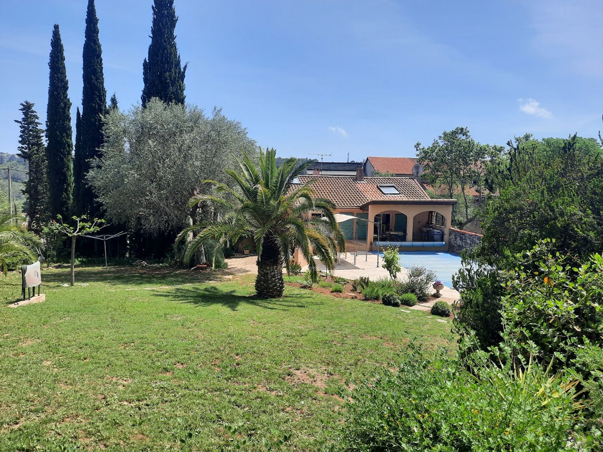 casa en Saint-Chinian, Occitanie 10222982