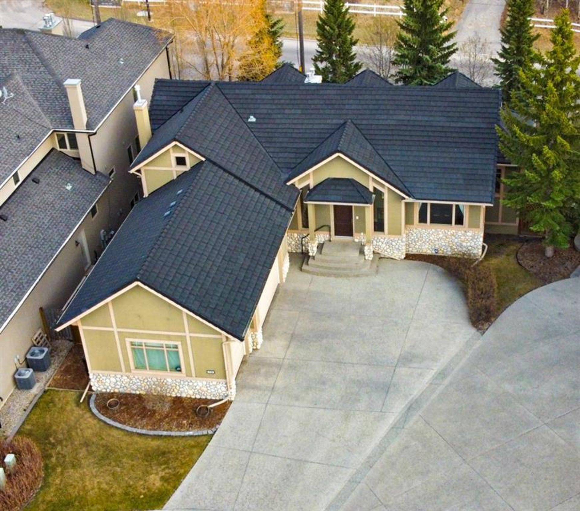 Rumah di Calgary, Alberta 10224379