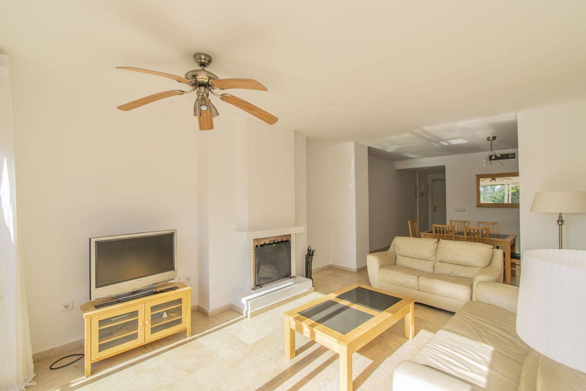 Condominio nel San Pedro de Alcantara, Andalusia 10224478