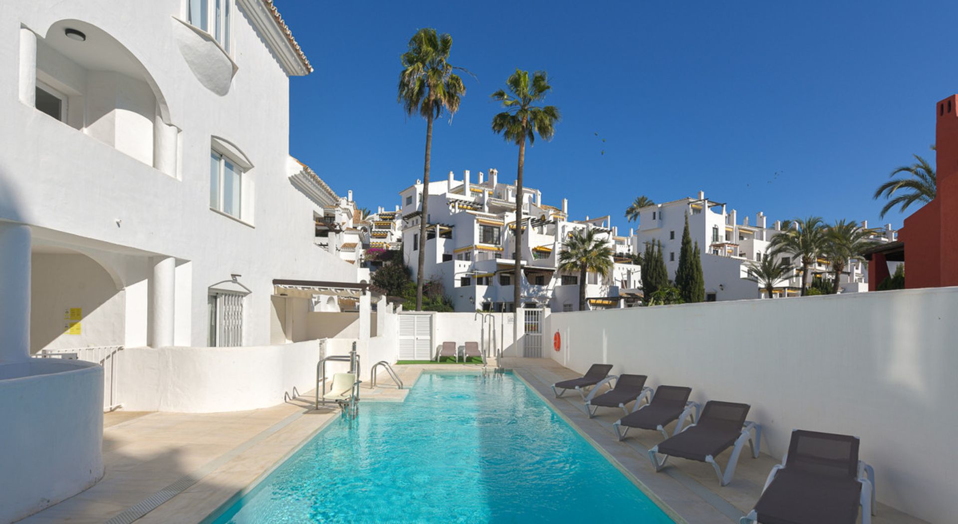 rumah dalam Marbella, Andalucía 10224538