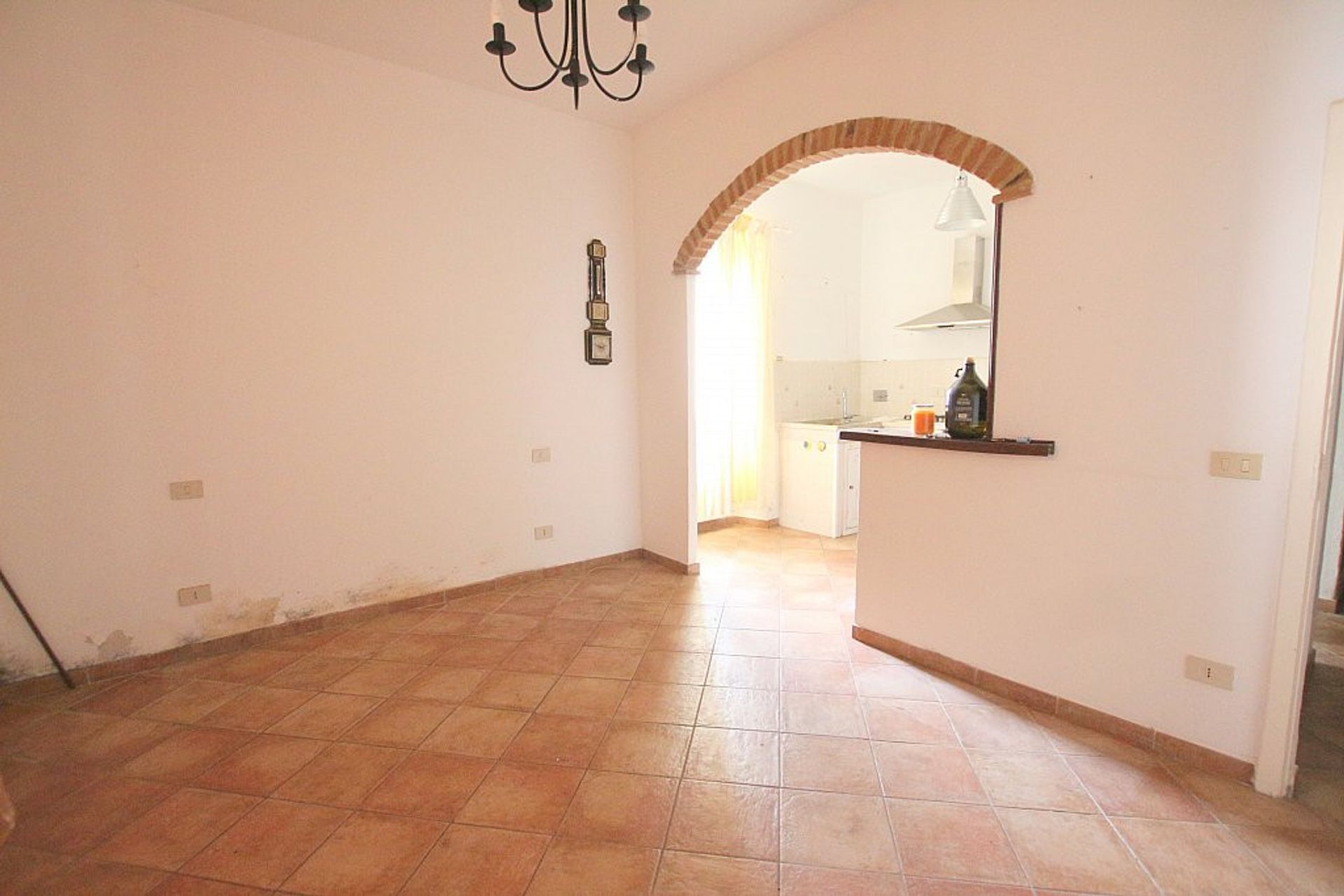 Condominium in Volterra, Tuscany 10224654