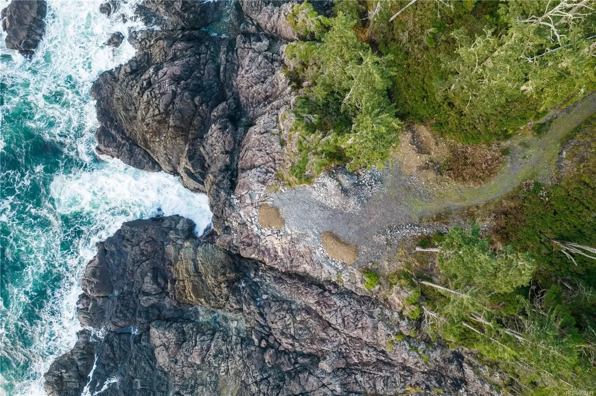 Land in Ucluelet, British Columbia 10224829