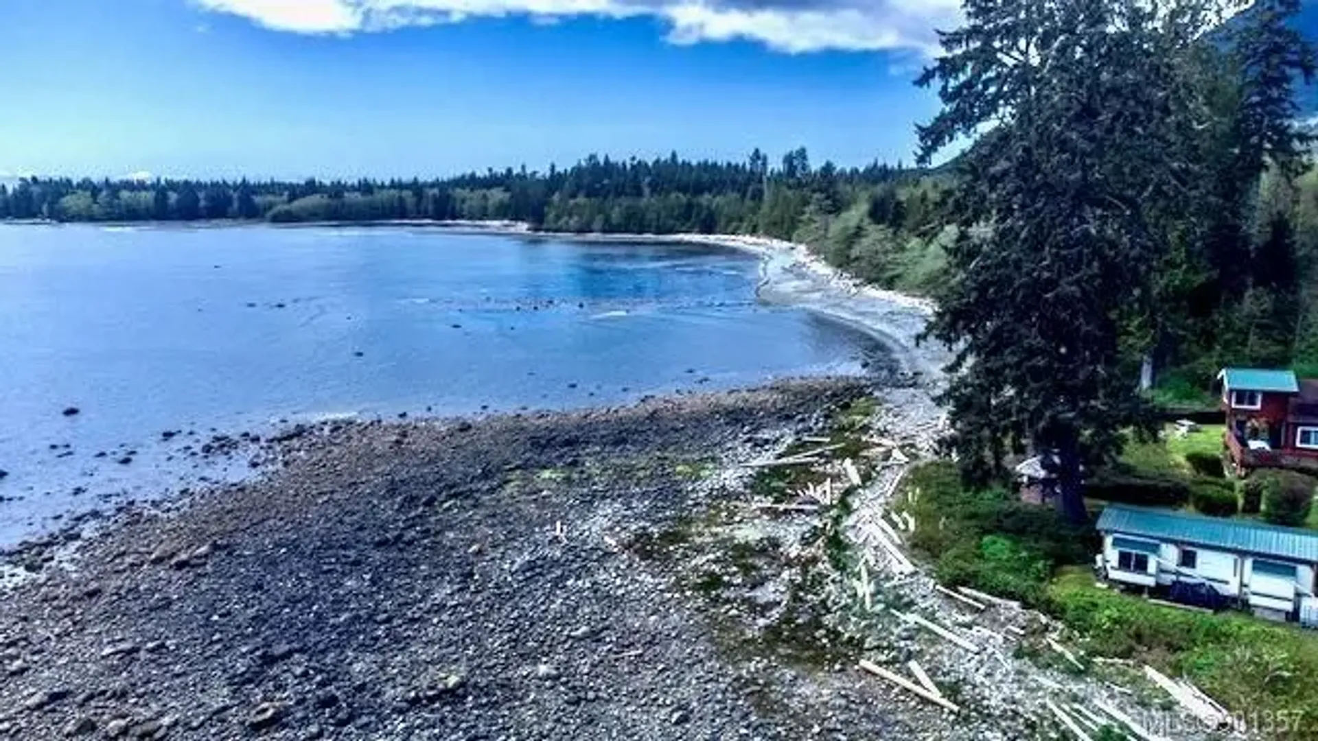 Συγκυριαρχία σε Ucluelet, British Columbia 10224853