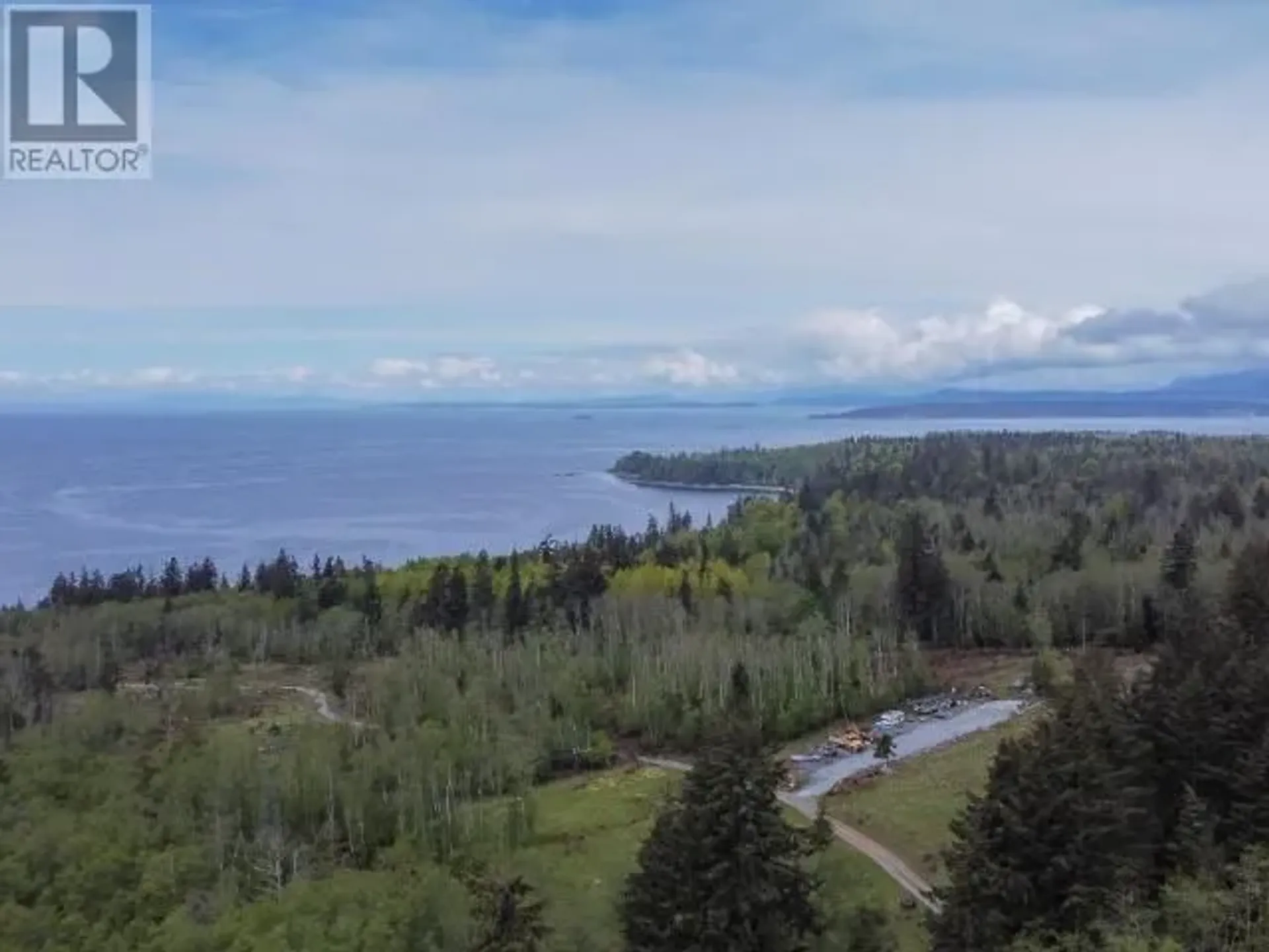 Кондоминиум в Madeira Park, British Columbia 10224871