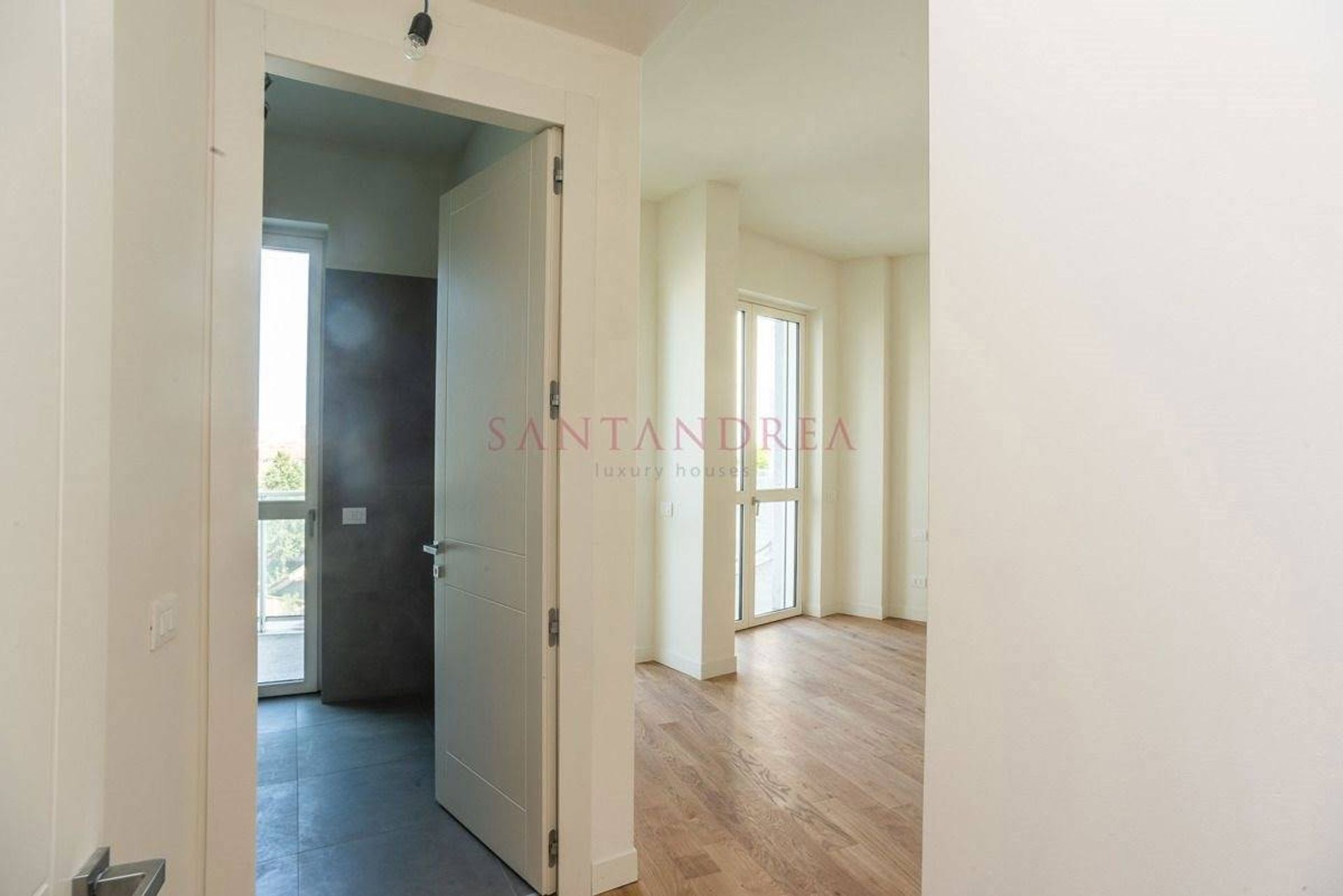 Condominium in Milan, Lombardy 10224991