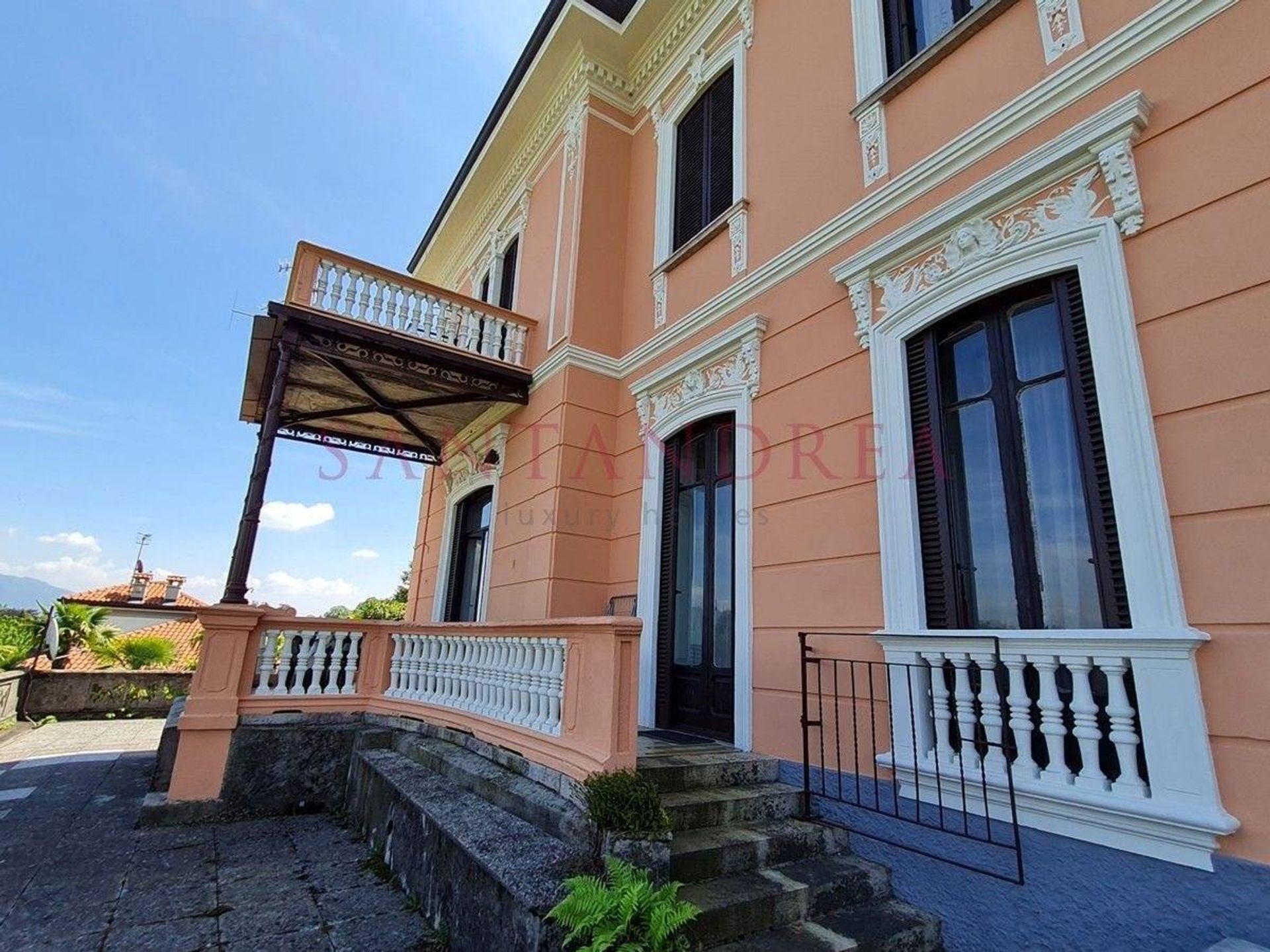 بيت في Stresa, Piedmont 10224996