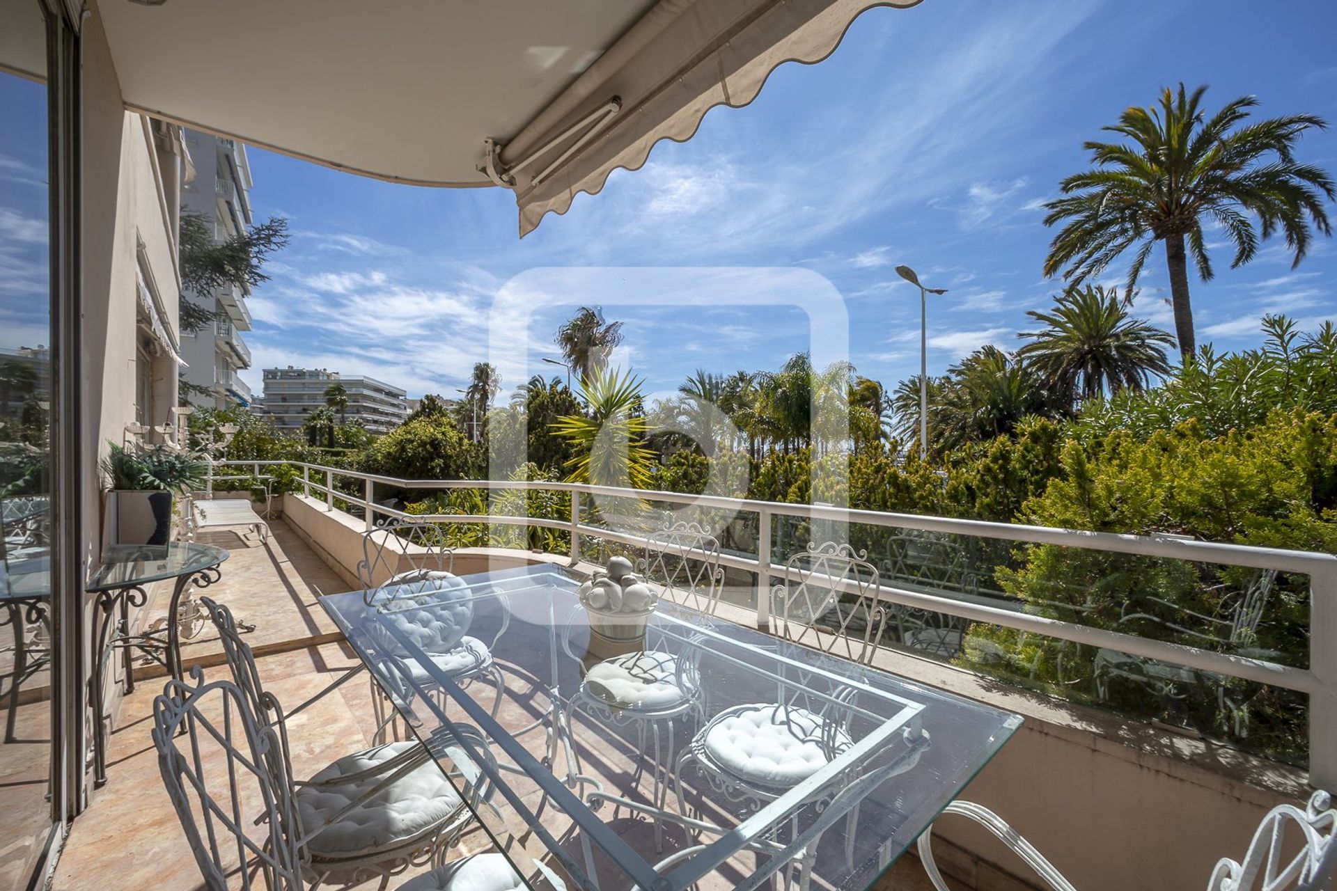 Condominium dans Cannes, Provence-Alpes-Côte d'Azur 10225093