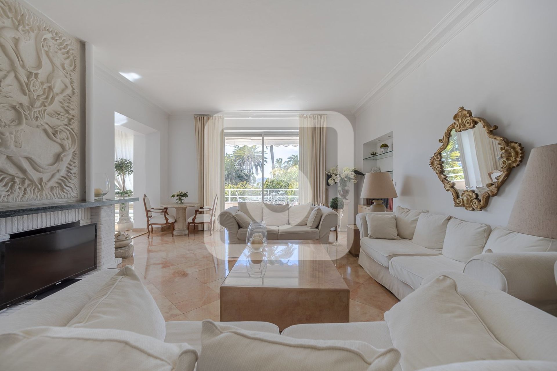 Condominium dans Cannes, Provence-Alpes-Côte d'Azur 10225093