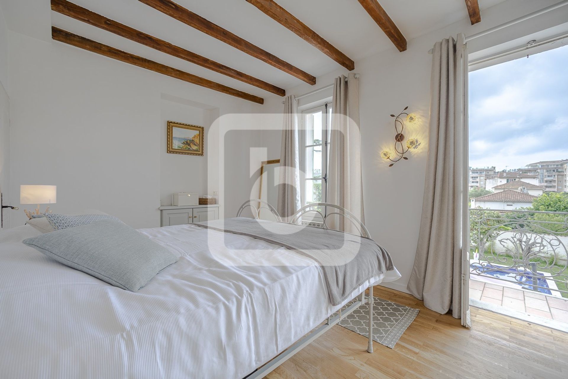 Huis in Vallauris, Provence-Alpes-Côte d'Azur 10225210