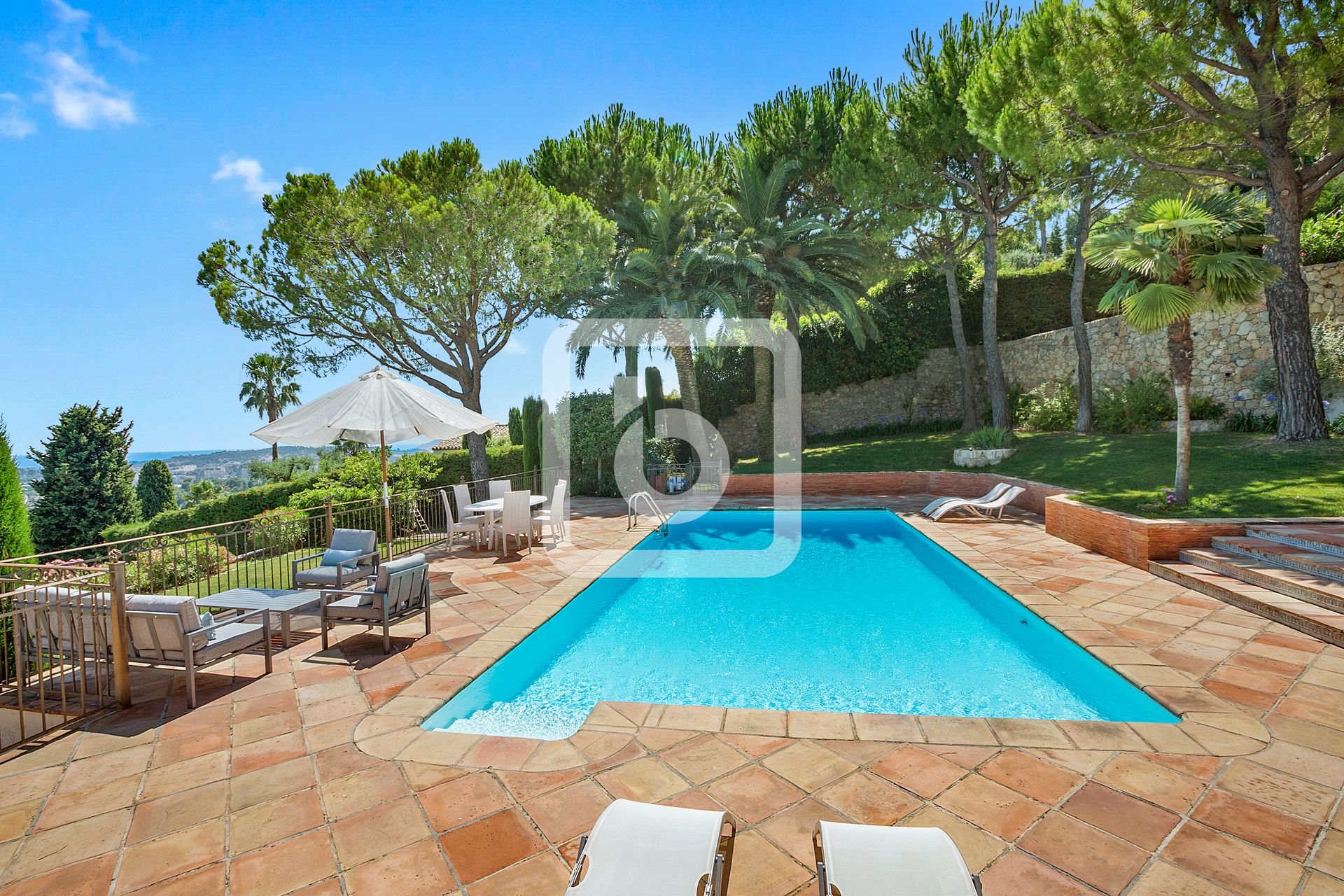 casa en Mougins, Provence-Alpes-Côte d'Azur 10225214