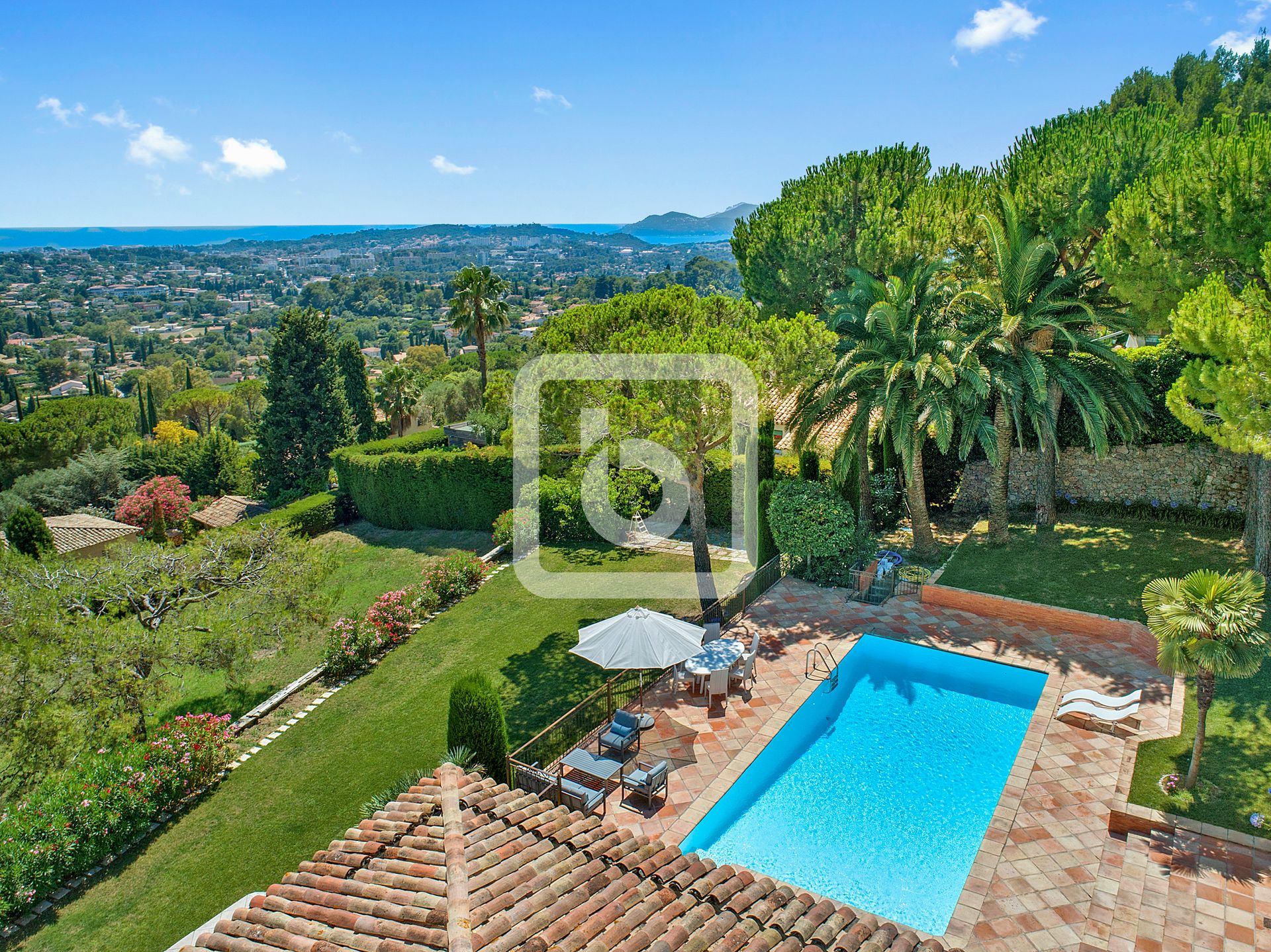 casa en Mougins, Provence-Alpes-Côte d'Azur 10225214