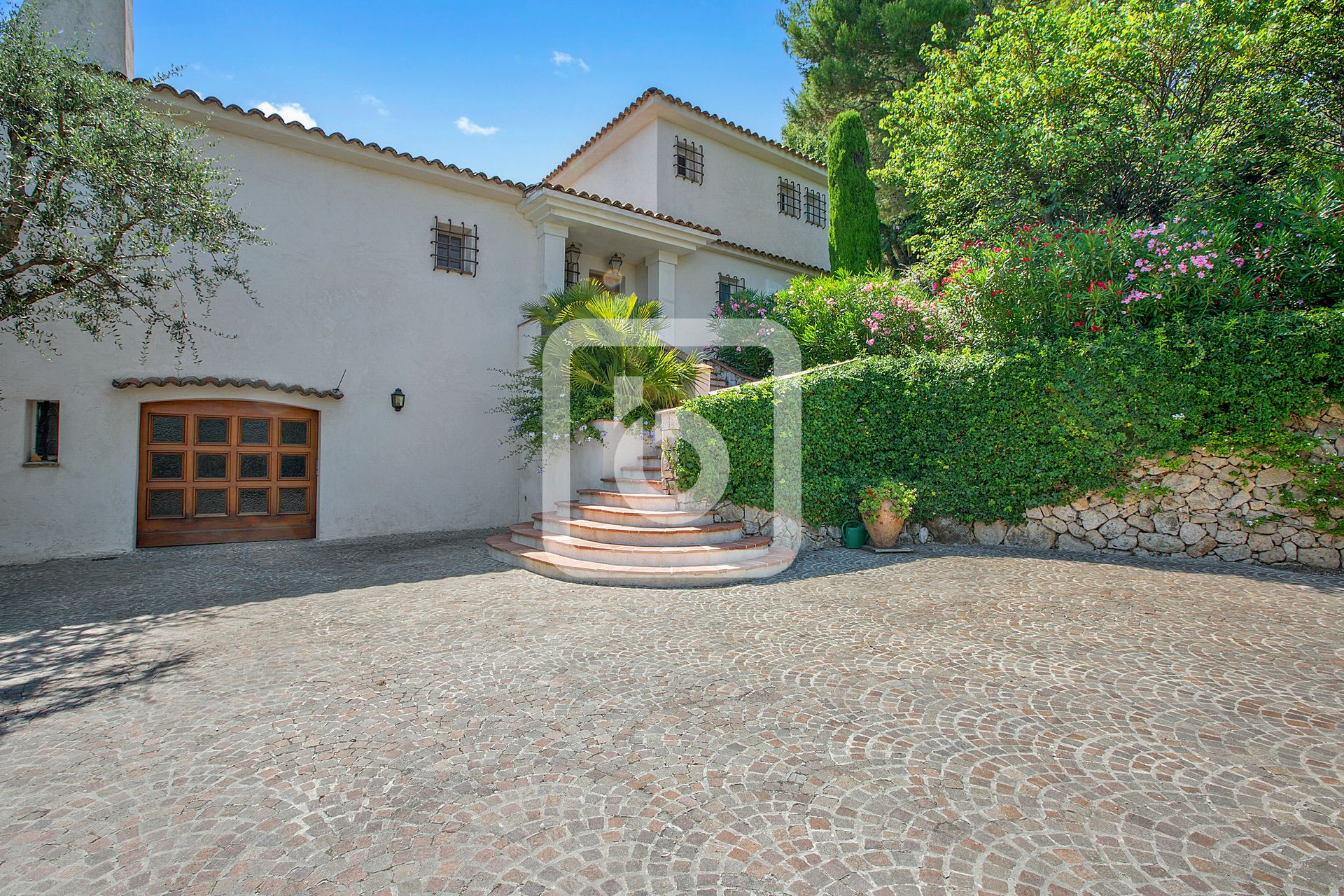 casa en Mougins, Provence-Alpes-Côte d'Azur 10225214