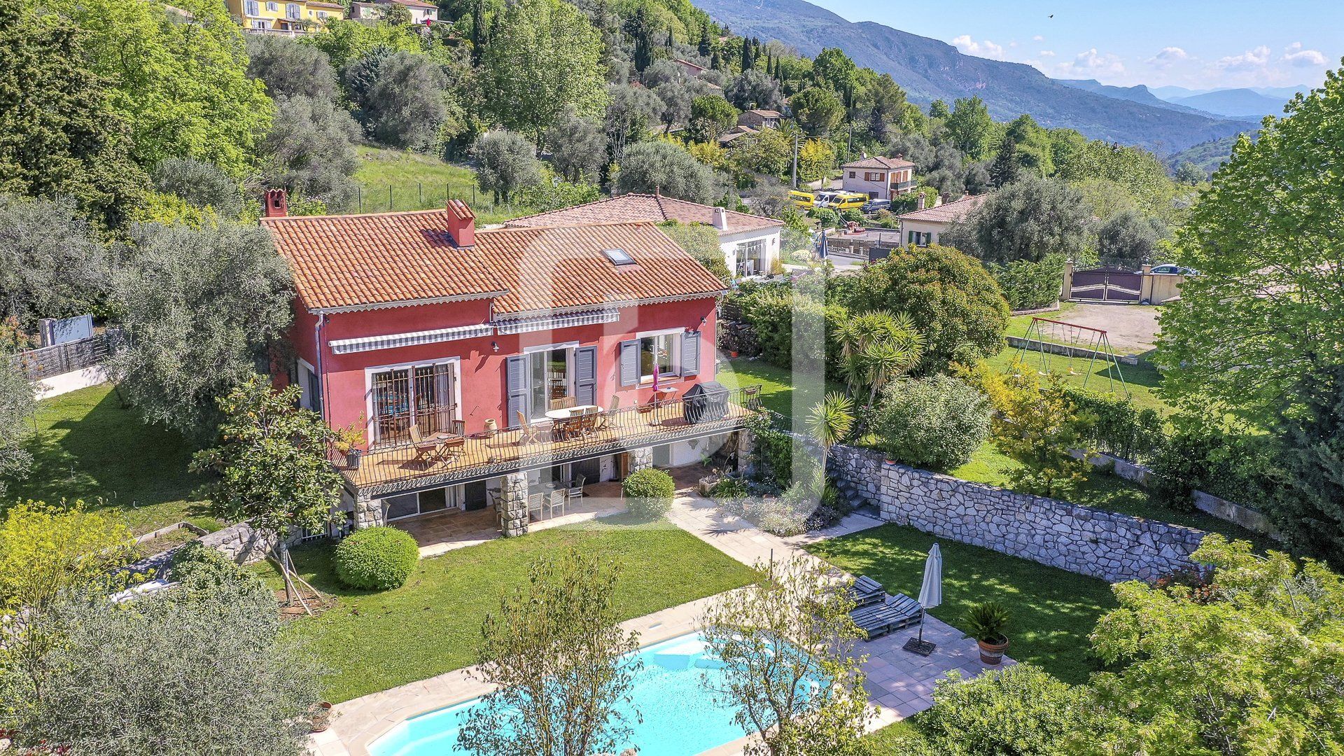 Casa nel Chateauneuf-Grasse, Provenza-Alpi-Costa Azzurra 10225263