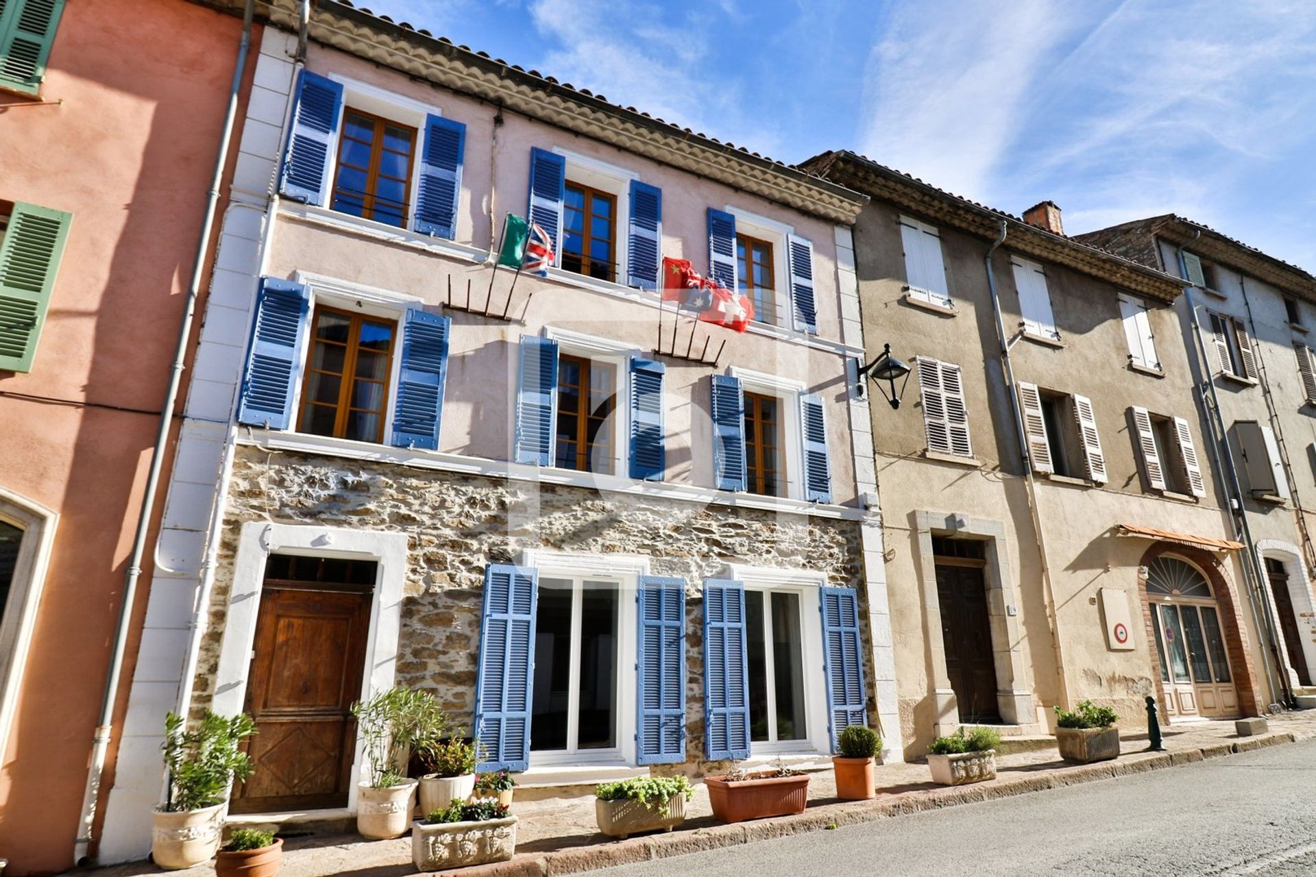 Huis in La Garde-Freinet, Provence-Alpes-Côte d'Azur 10225272