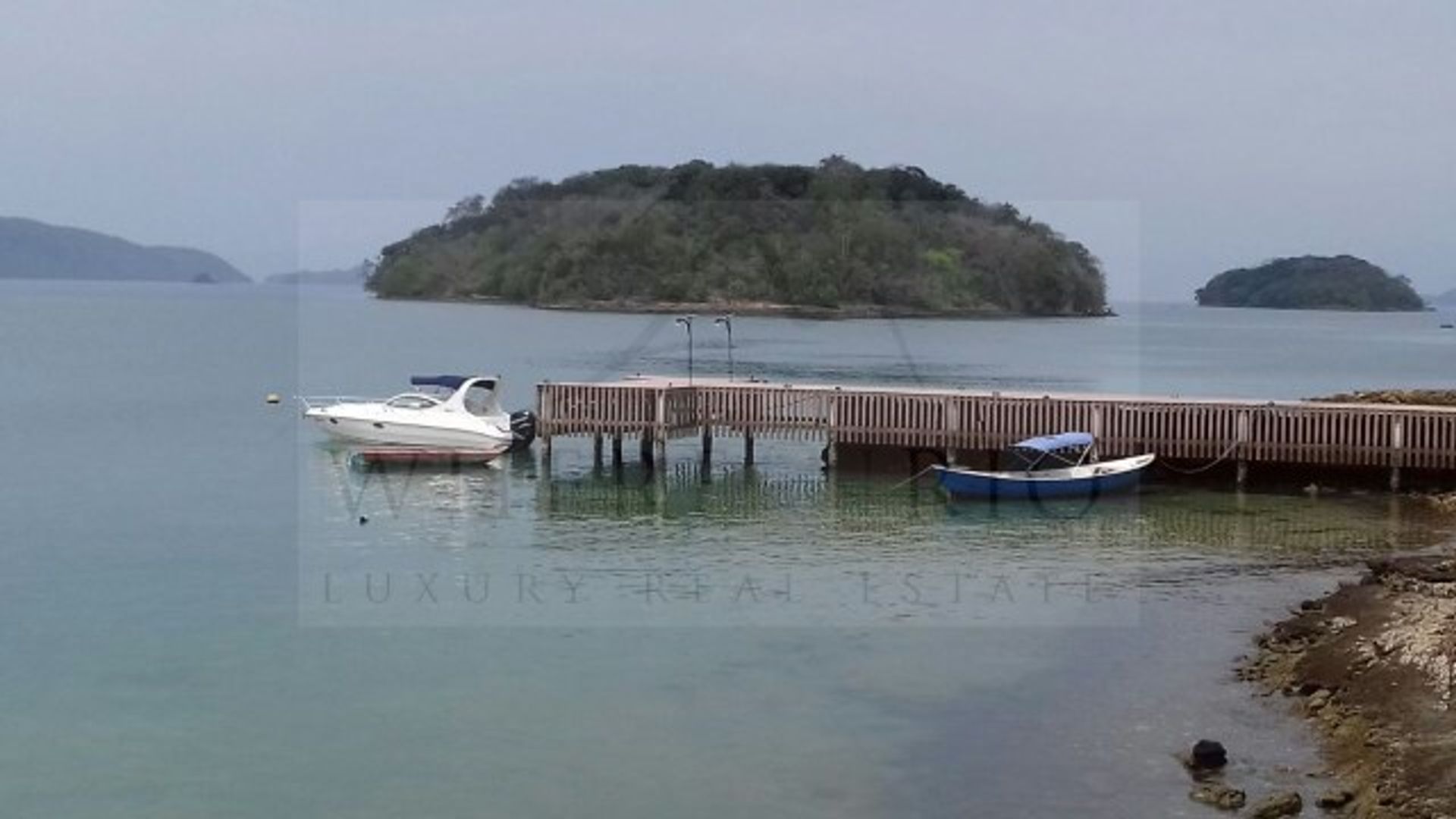 Condomínio no Angra dos Reis, State of Rio de Janeiro 10225298