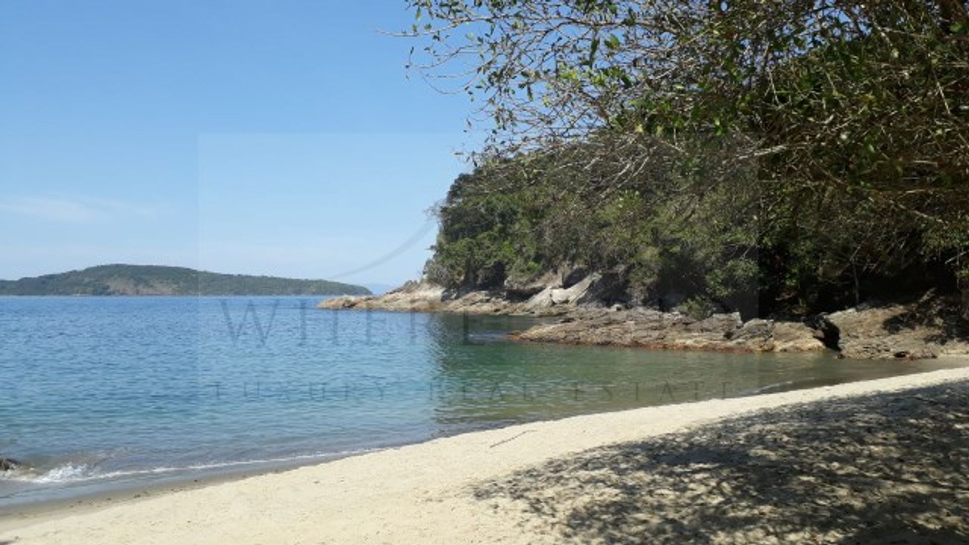 Terre dans Paraty, Rio de Janeiro 10225308