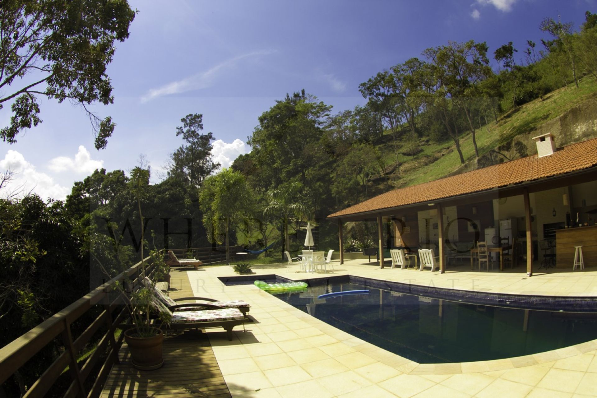 Condominium in Petropolis, Rio de Janeiro 10225317