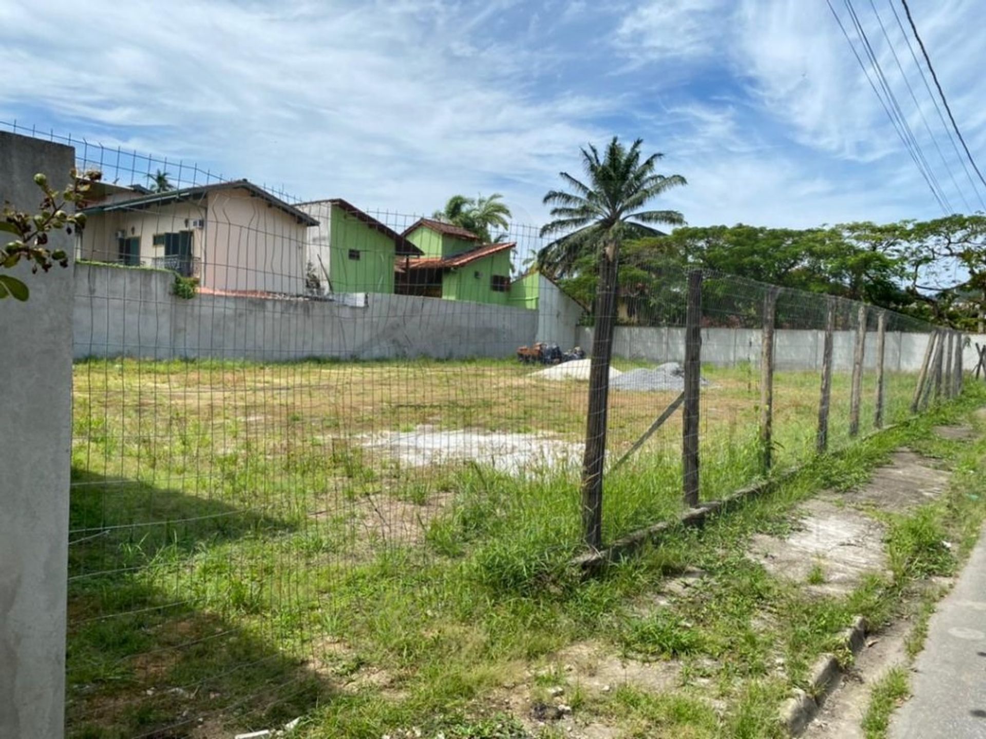 Tanah dalam Paraty, Rio de Janeiro 10225320