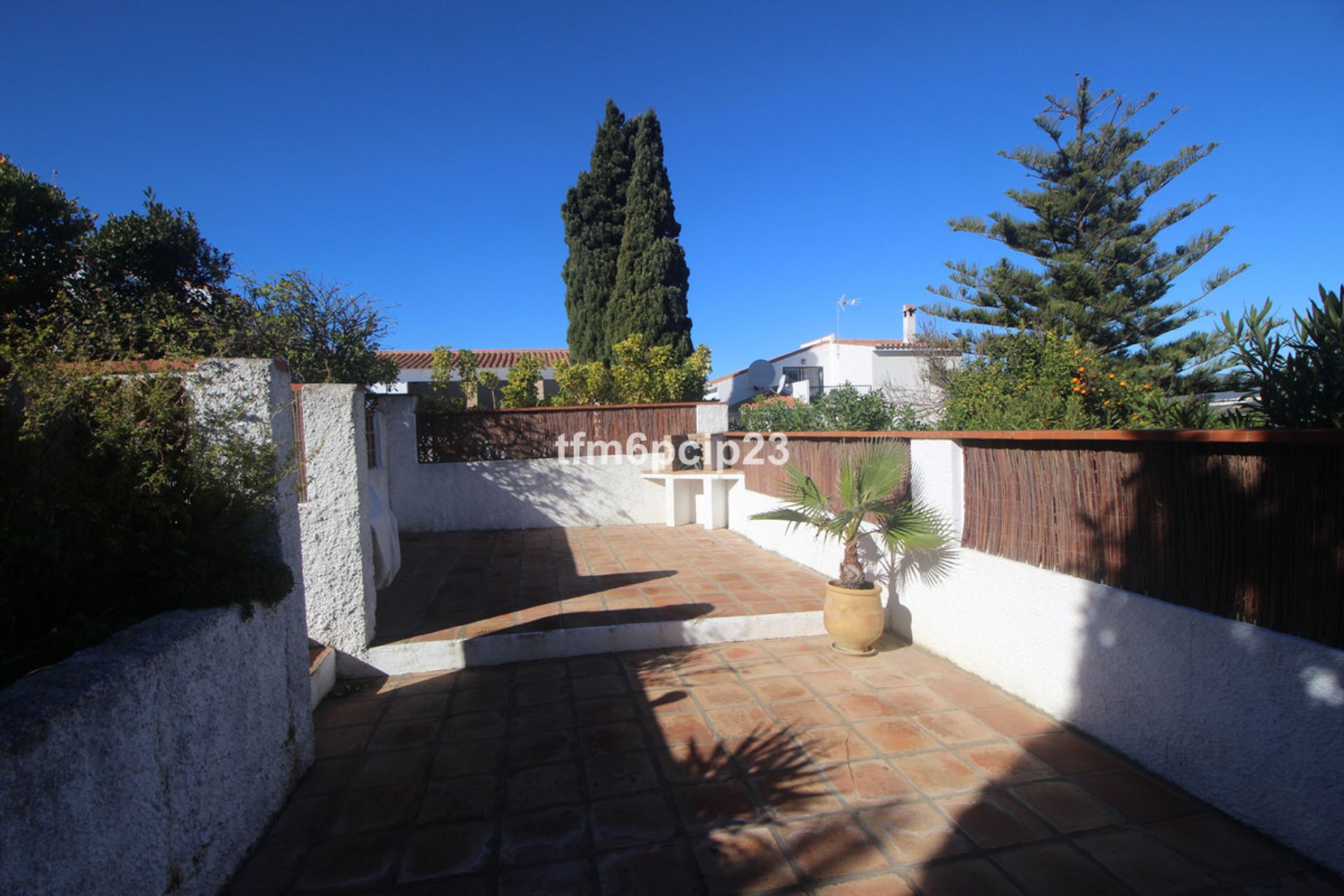 House in Puerto de la Duquesa, Andalusia 10225398