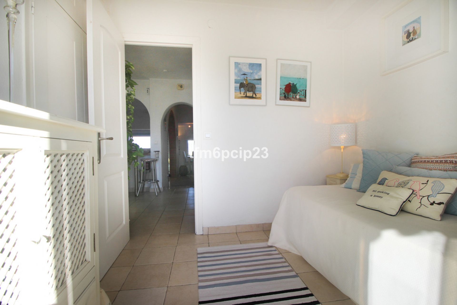 Huis in Puerto de la Duquesa, Andalusia 10225398