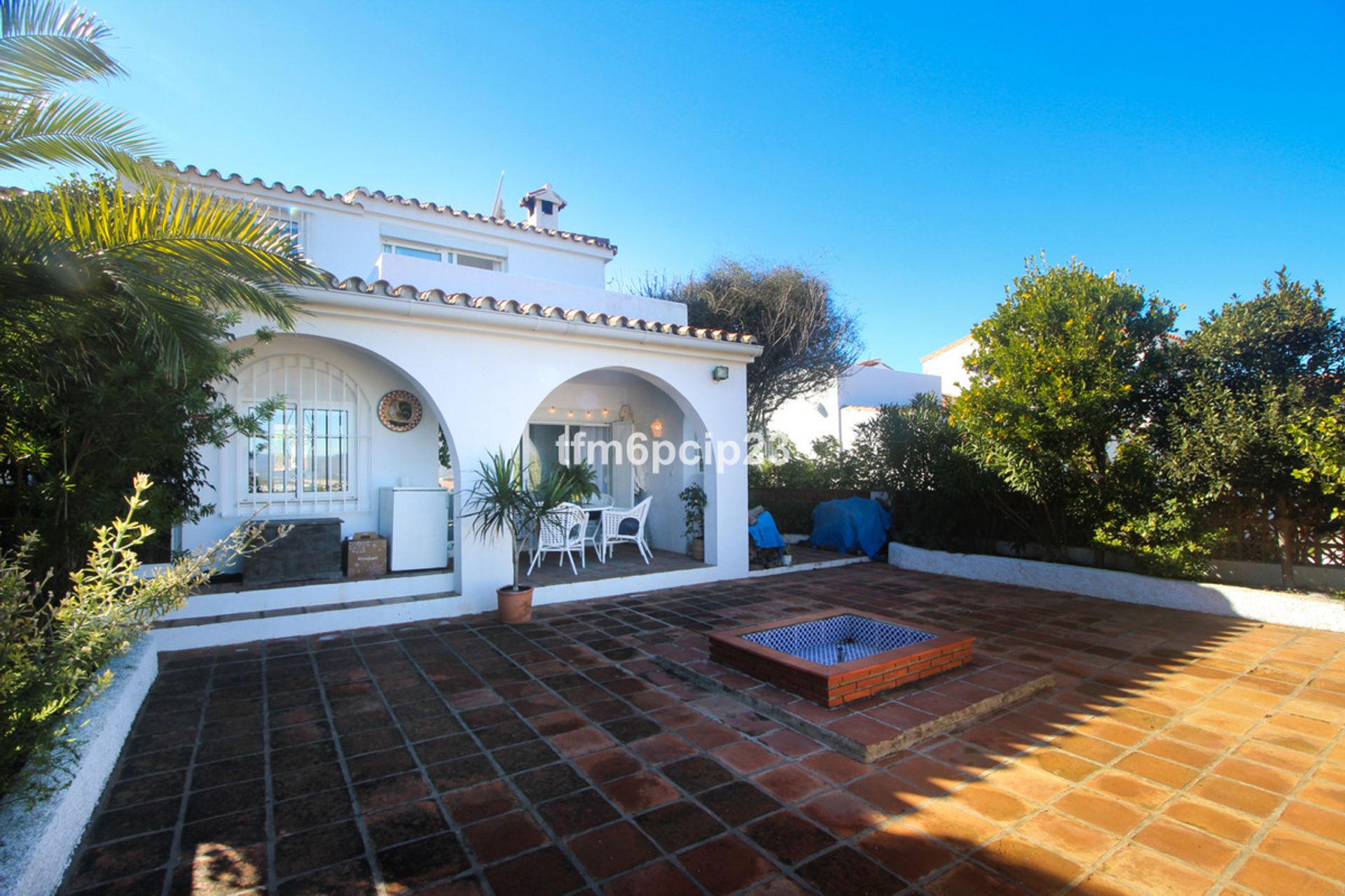 House in Puerto de la Duquesa, Andalusia 10225398