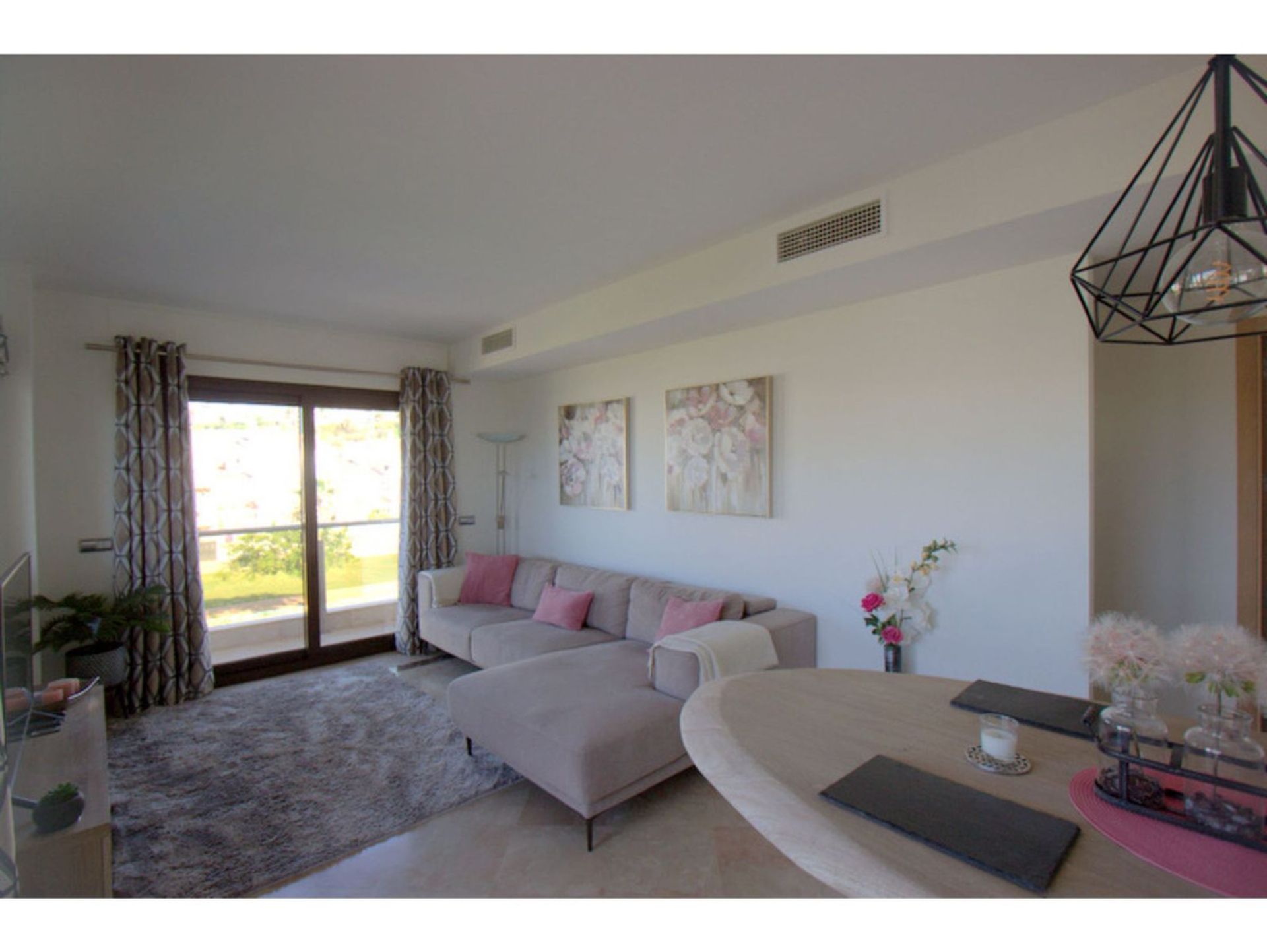 Condominium in Castillo de Sabinillas, Andalusië 10225647