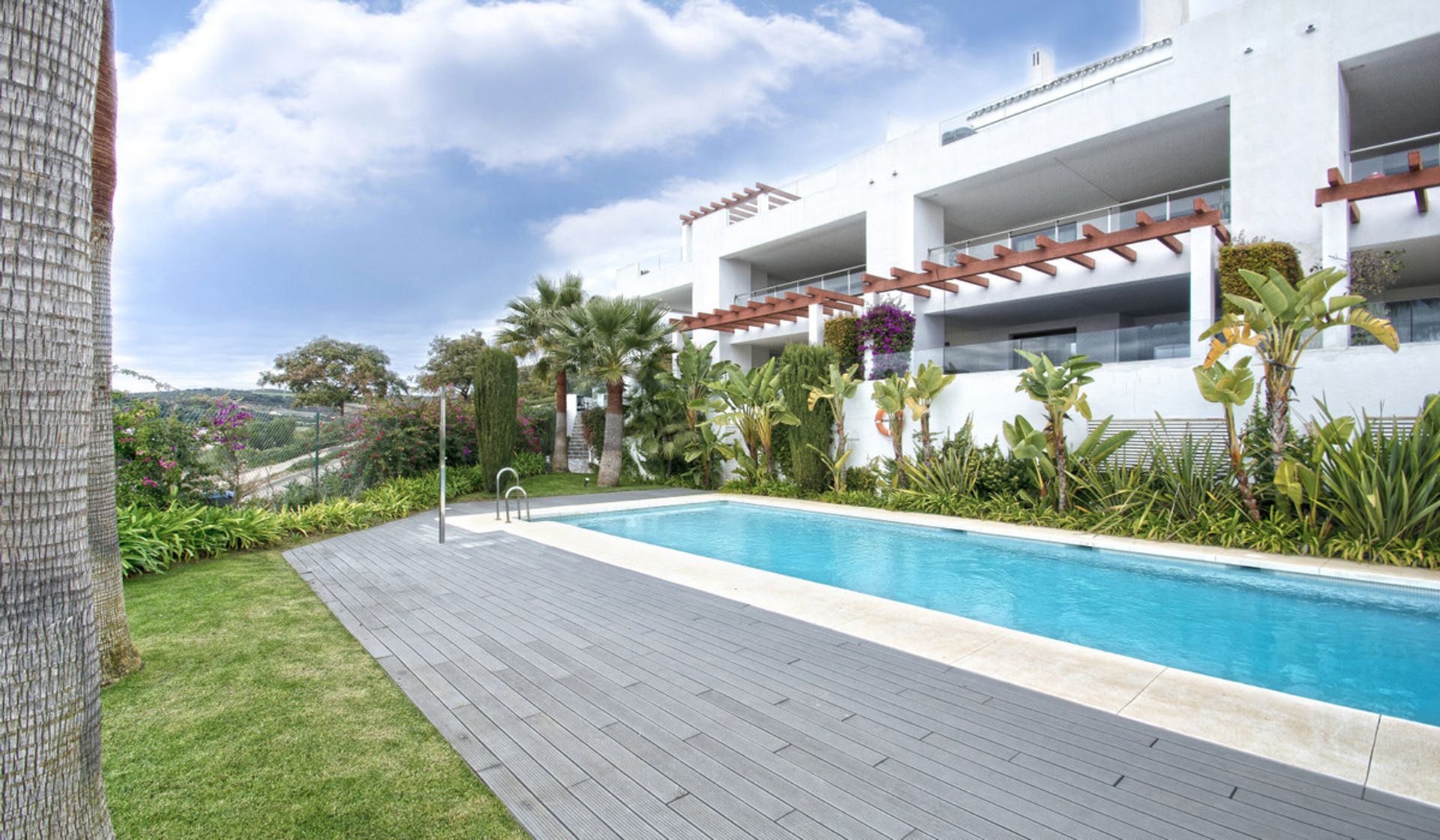 Condominio en Casares, Andalucía 10225750