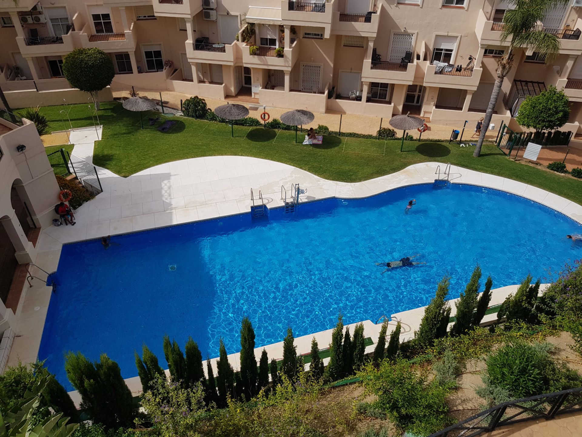 casa no Puerto de la Duquesa, Andalusia 10225759