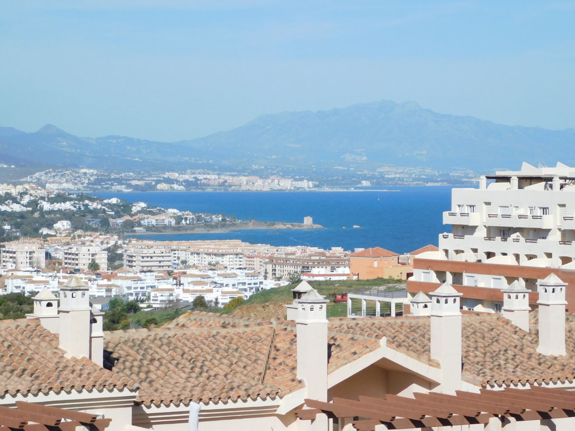 σπίτι σε Puerto de la Duquesa, Andalusia 10225759