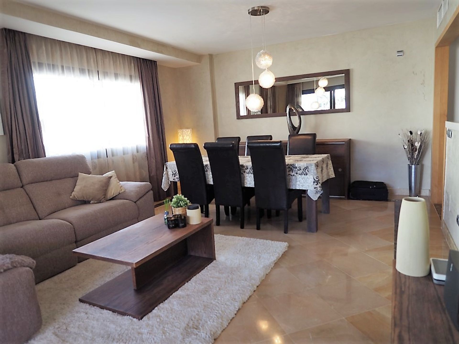 Condominium dans Puerto de la Duquesa, Andalusia 10226480