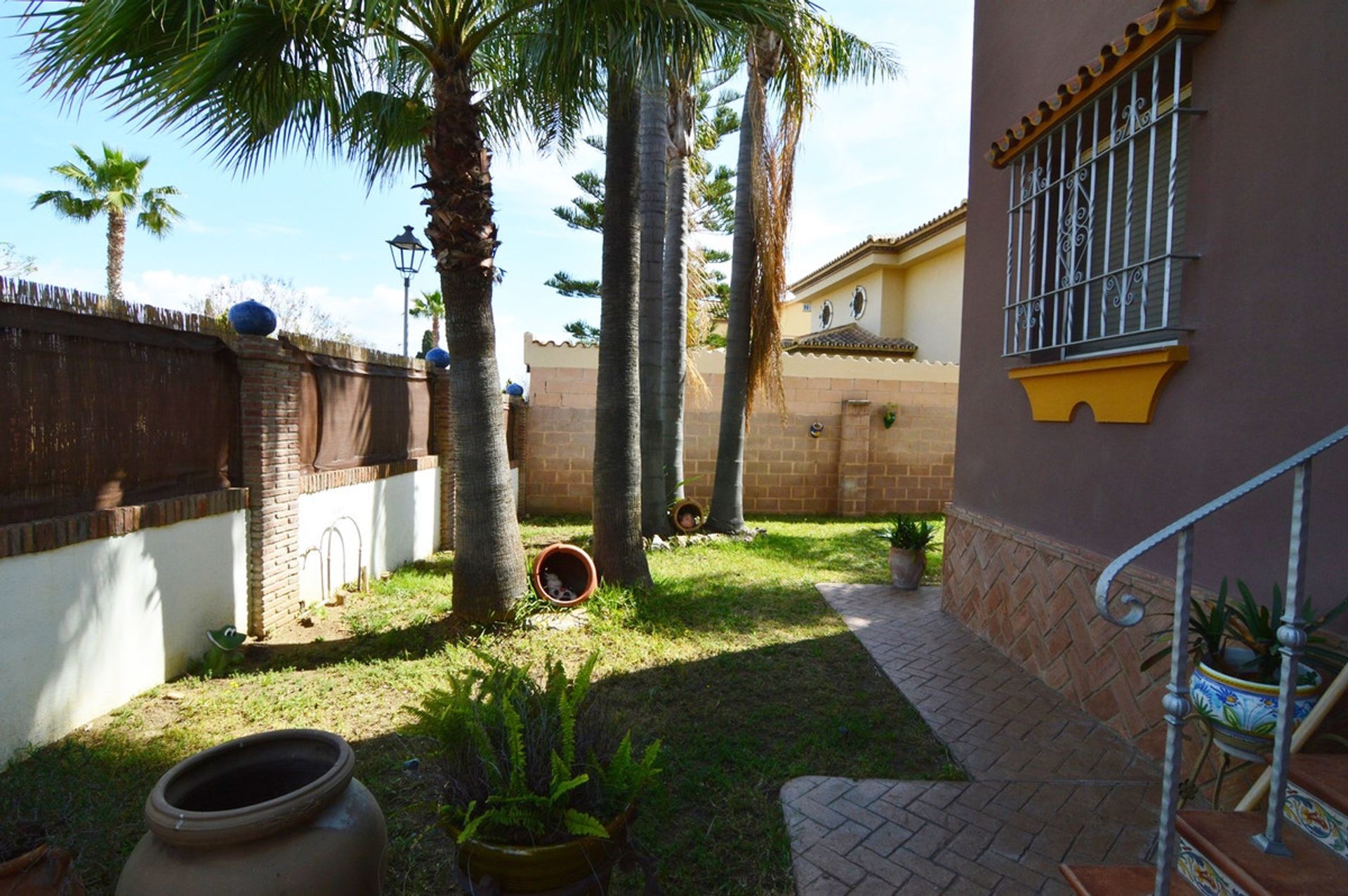 Casa nel Alhaurín de la Torre, Andalucía 10226801