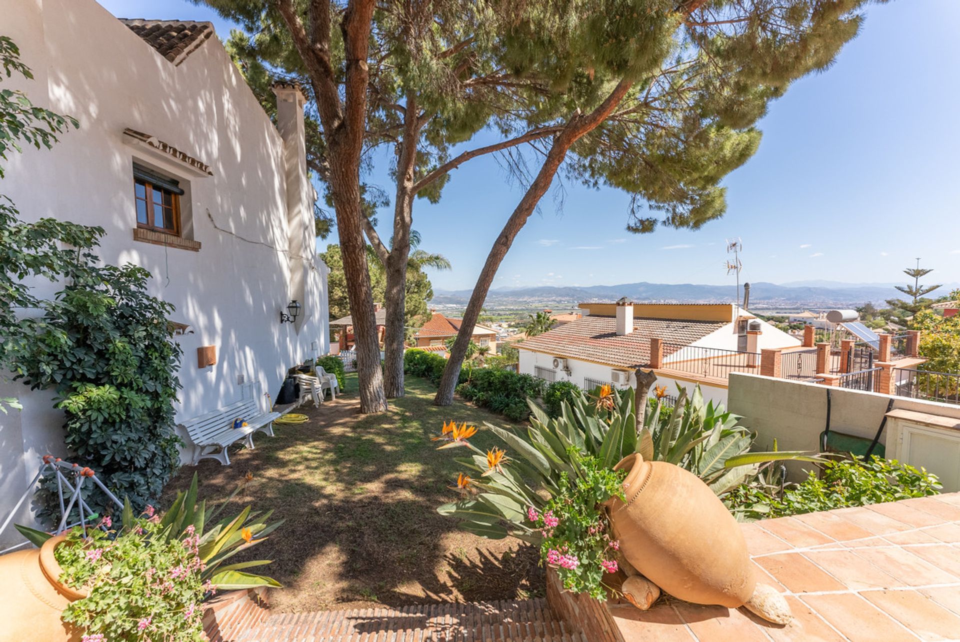 Rumah di Alhaurín de la Torre, Andalucía 10226818