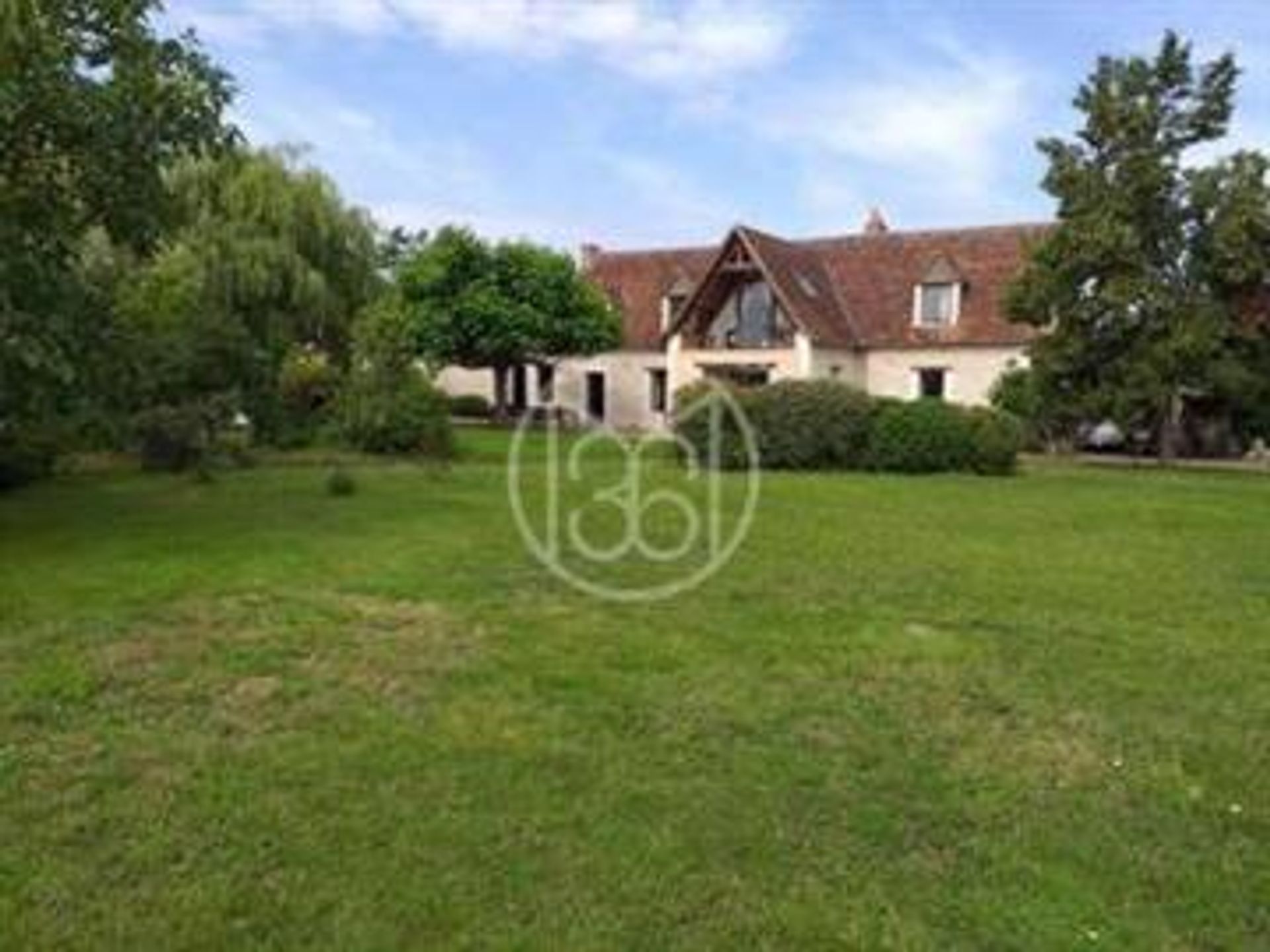 Casa nel Neons-sur-Creuse, Centro-Valle della Loira 10226923