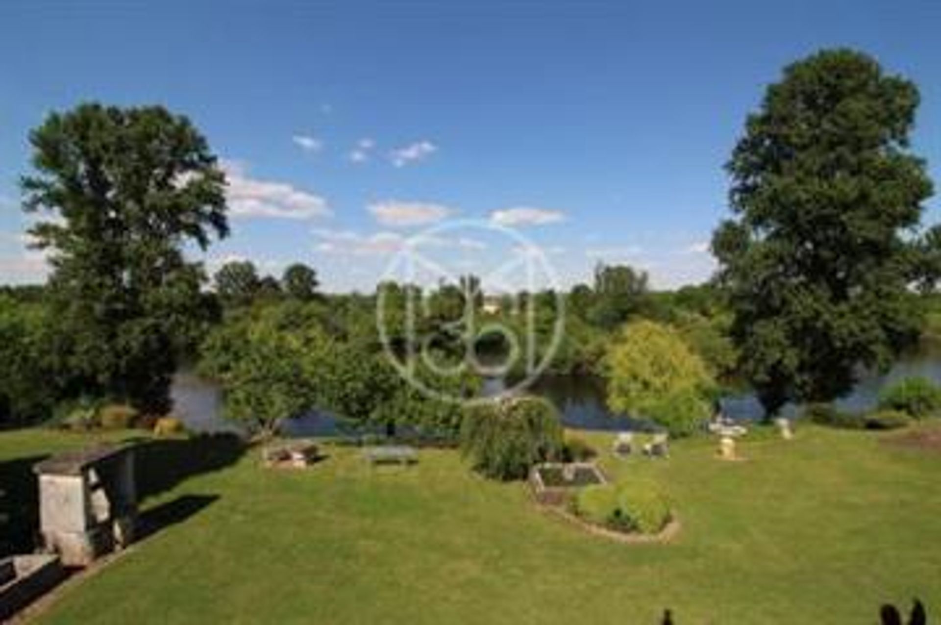 Casa nel Sainte-Foy-la-Grande, Nouvelle-Aquitaine 10226954