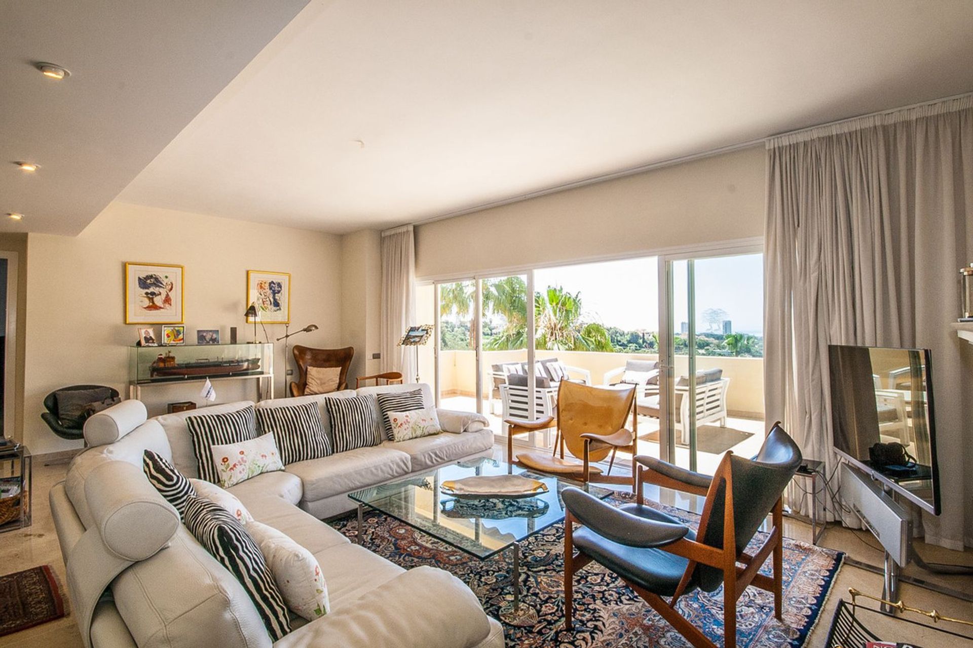 Condominium in Marbella, Andalucía 10227262