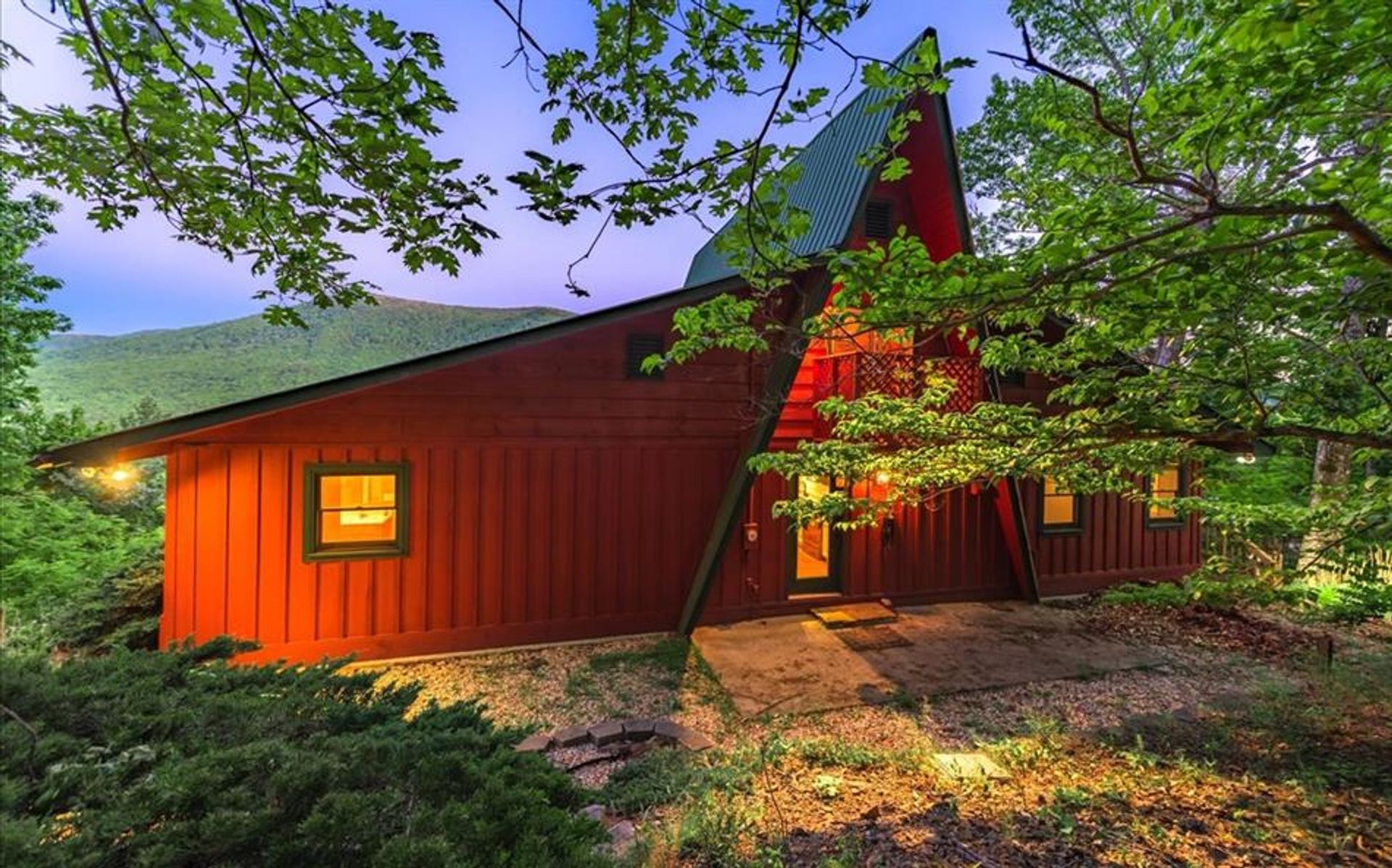 House in Lucius, Georgia 10227663