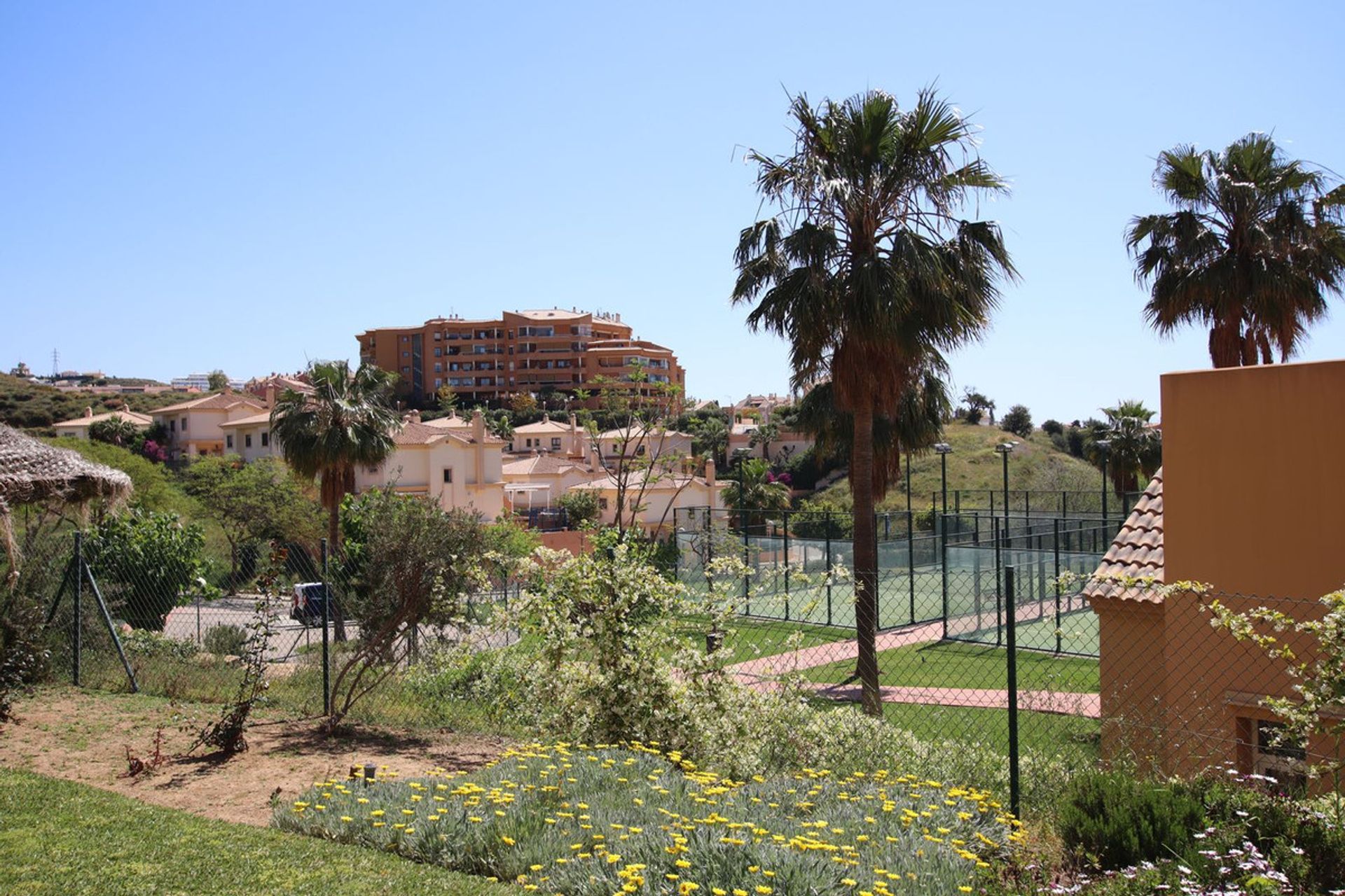 Condominium in Fuengirola, Andalucía 10227847