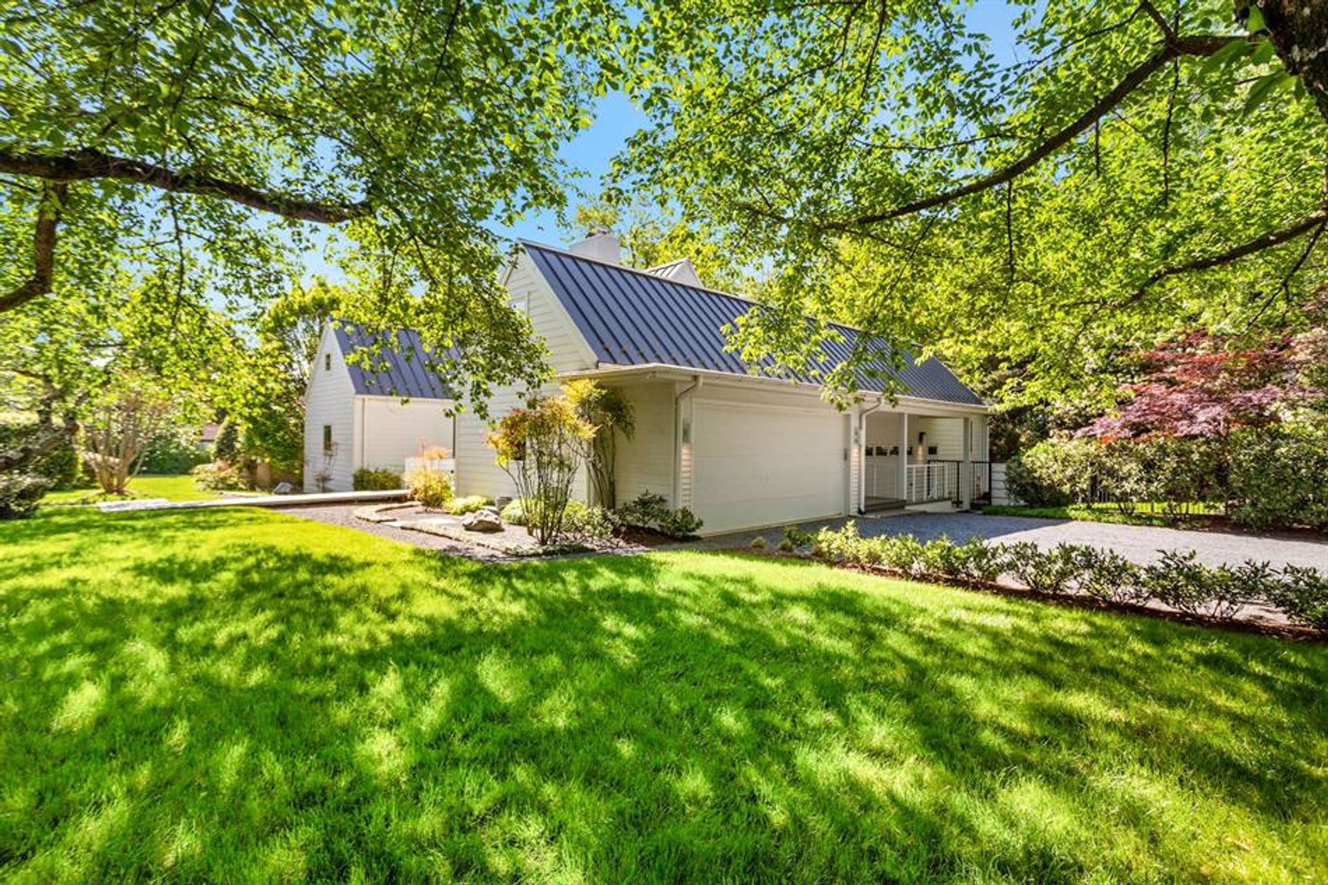 House in Chevy Chase, Maryland 10228199