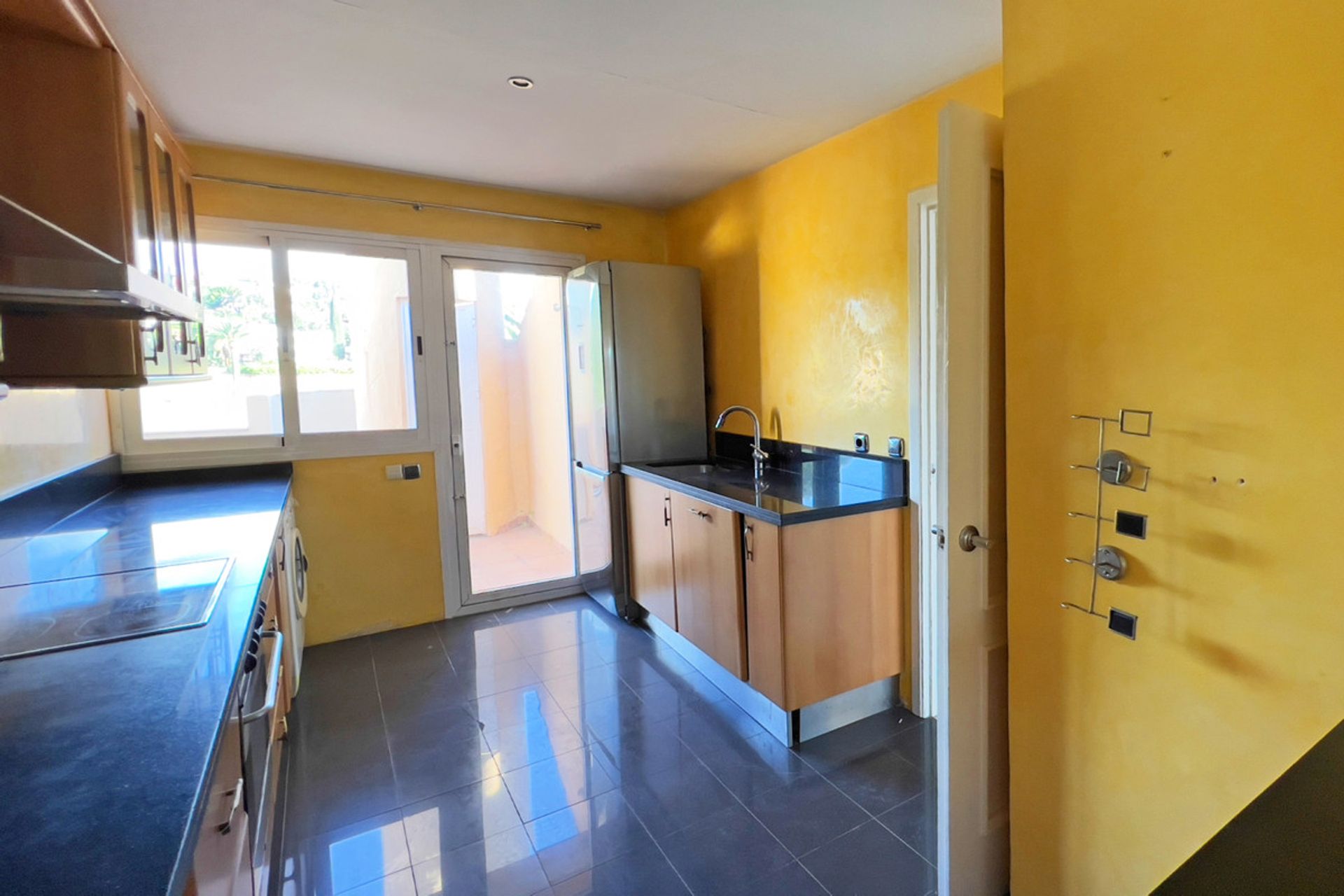 Condominium dans Marbella, Andalucía 10228236