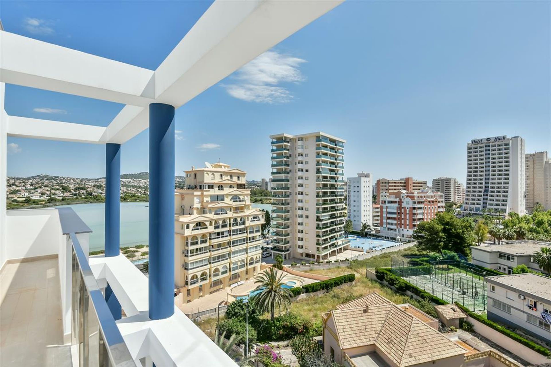 Condominio en Calp, Valencian Community 10228831