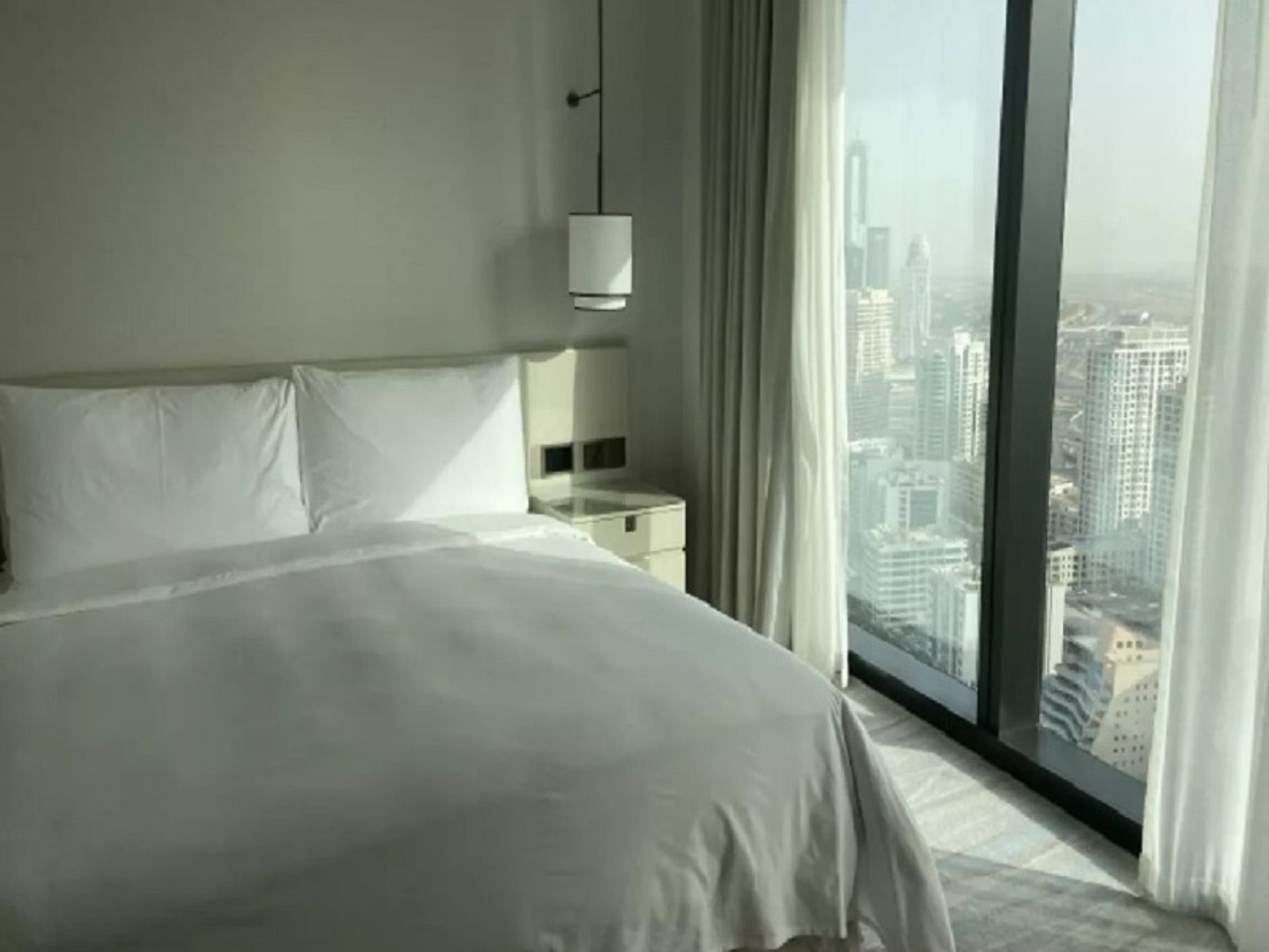 सम्मिलित में Dubai, Dubai 10229227