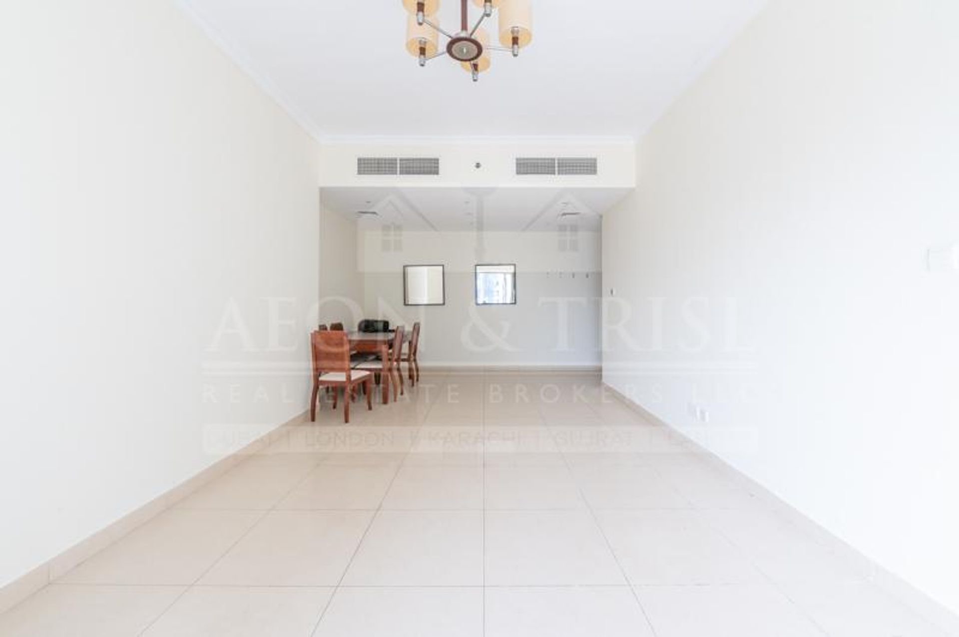 Condominium in Dubai, Dubayy 10229393