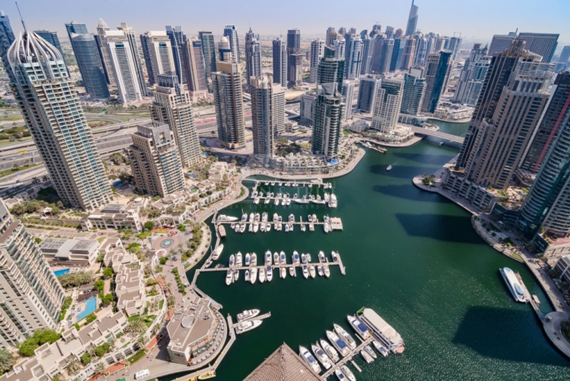 Condominium dans Dubai, Dubai 10229422