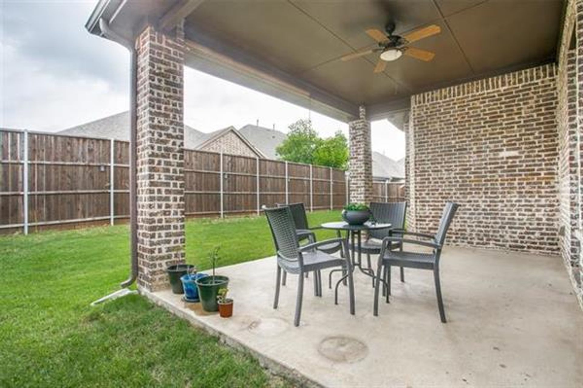 Rumah di Euless, Texas 10229796